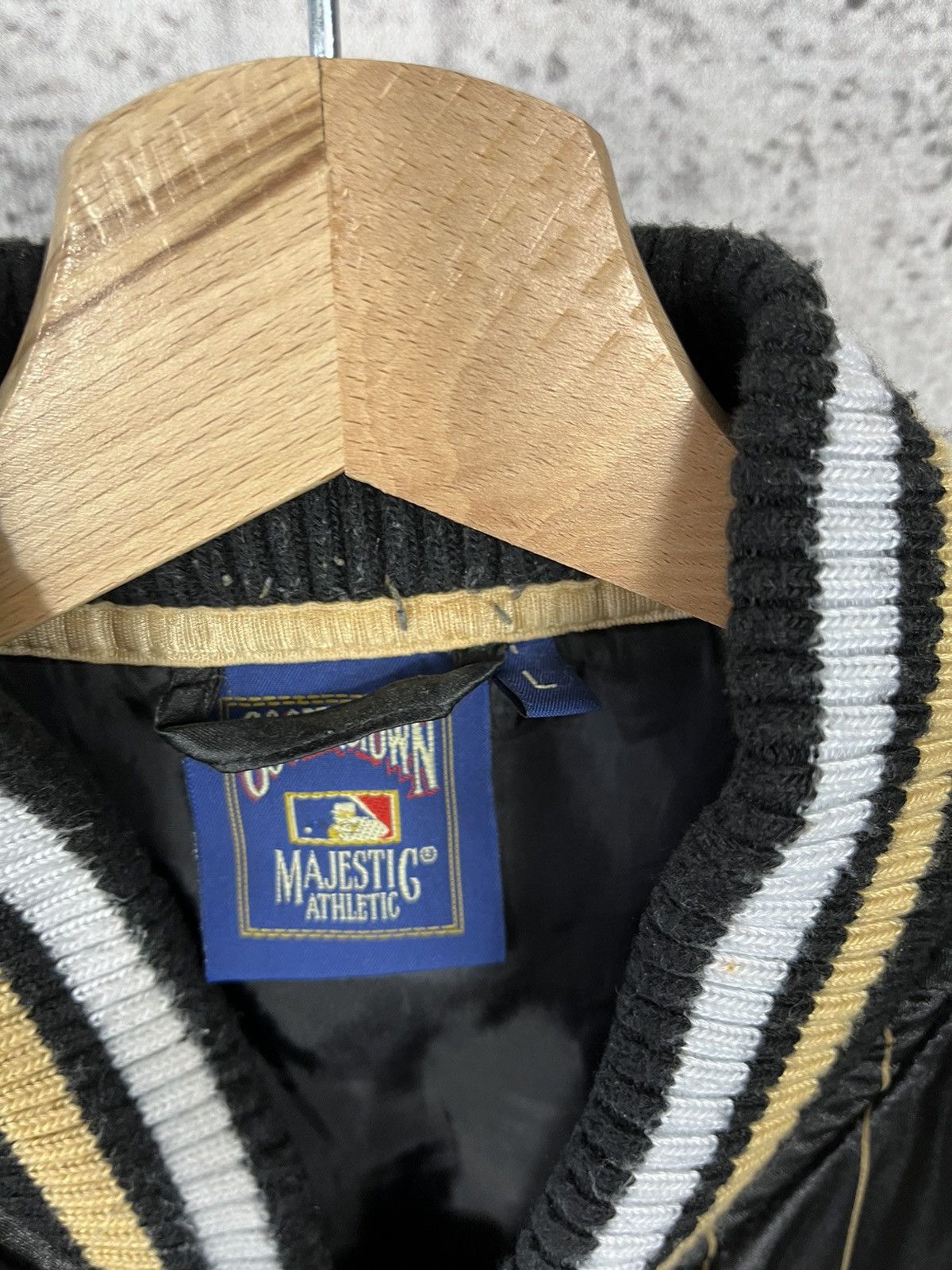 Cooperstown Collection San Francisco Giants NBL satin bomber jacket Size US L / EU 52-54 / 3 - 7 Thumbnail