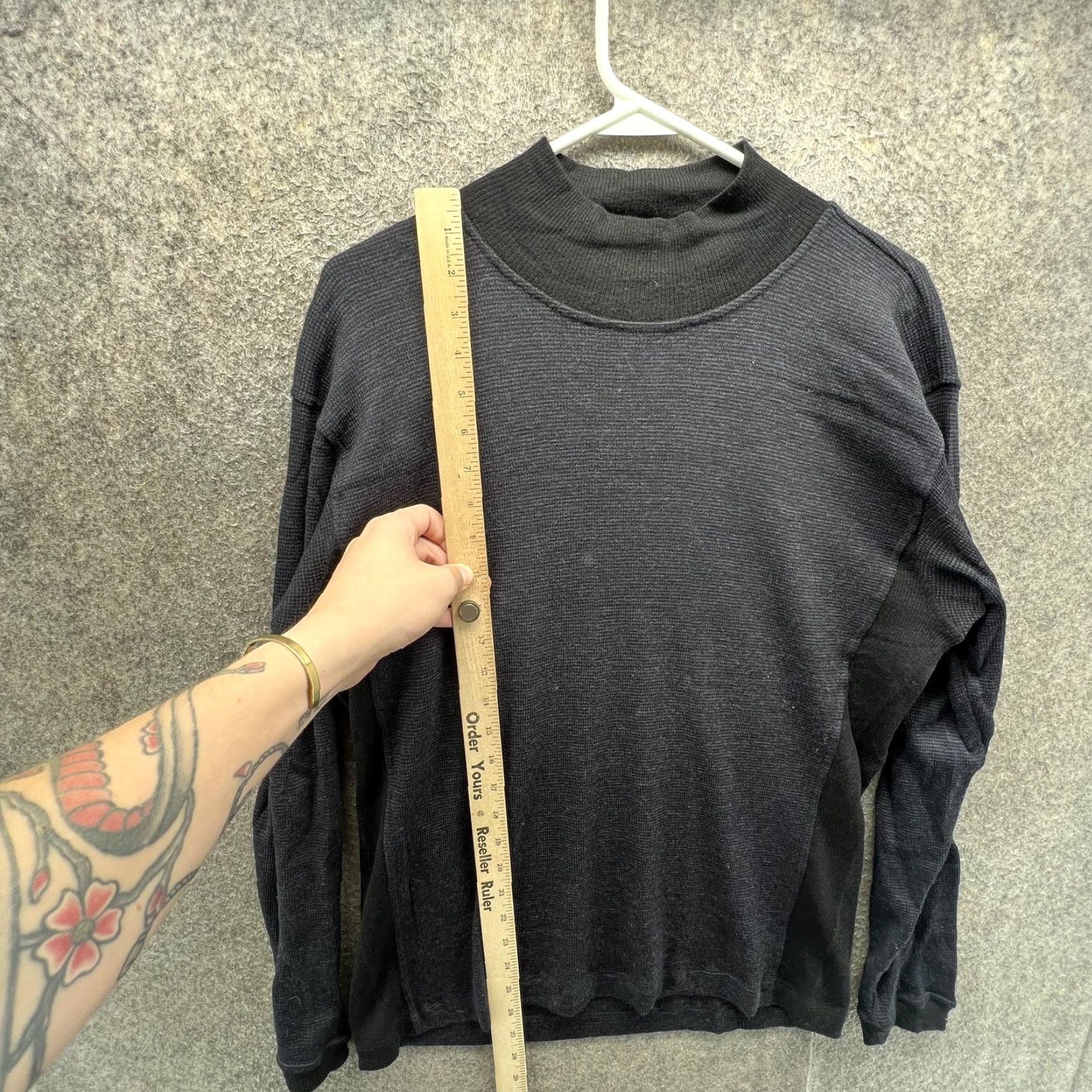 Armani VINTAGE Armani Collezioni Sweater Mens Large Gray Mock Neck Pullover Wool Italy Size US L / EU 52-54 / 3 - 7 Thumbnail