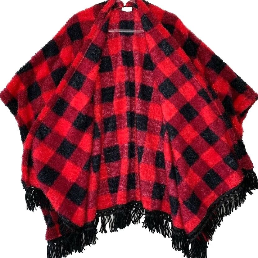 Vintage ZOE & BELLA Womens S/M Wrap Poncho with Fringe Fleece Plaid Red Black Shawl/Wrap, Cover Up, 100% Polyester, Size S/M, Vintage? (adapted) Size ONE SIZE - 2 Thumbnail