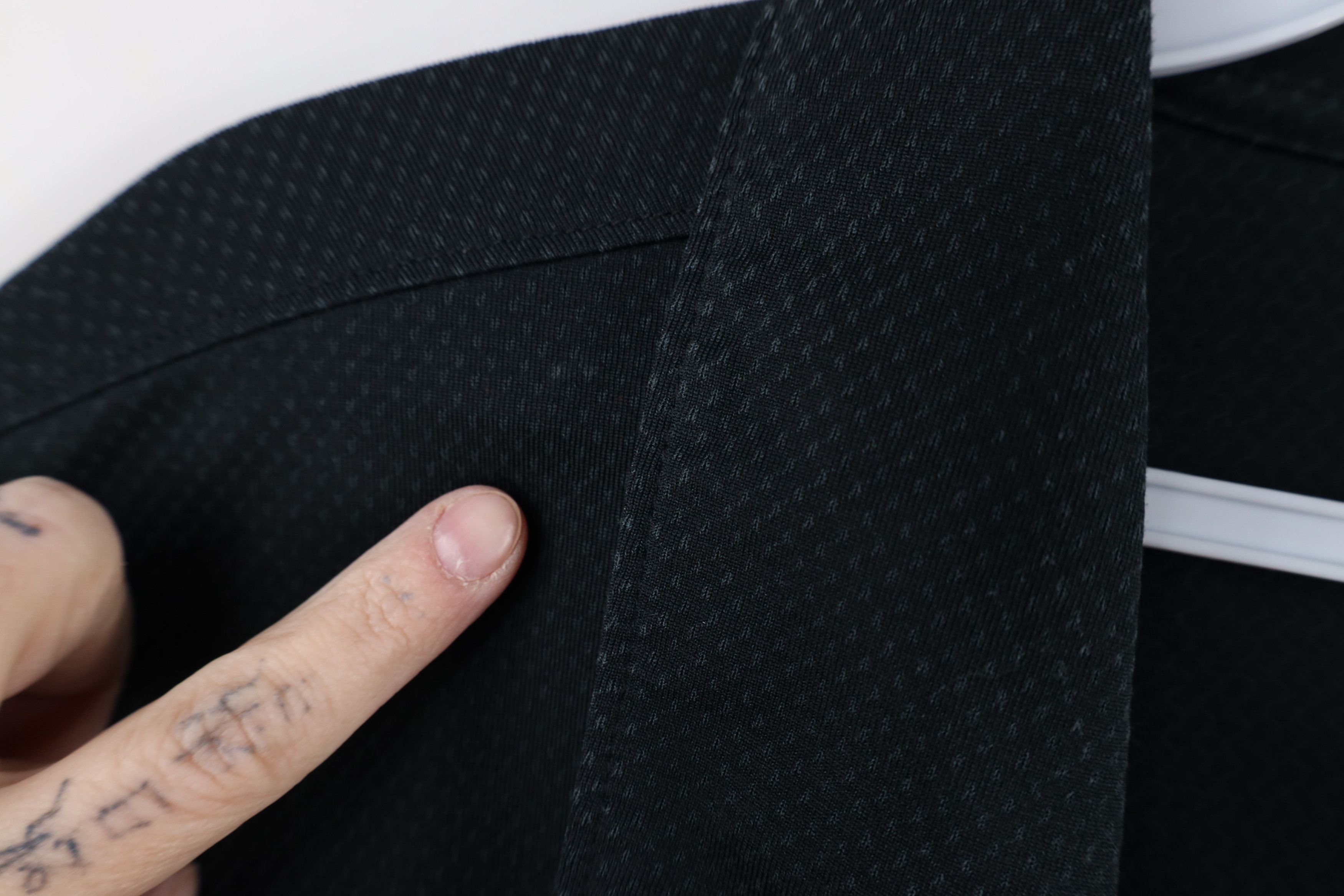 Oakley Vintage Oakley Geometric Vented Collared Polo Shirt Black Size US XL / EU 56 / 4 - 9 Thumbnail
