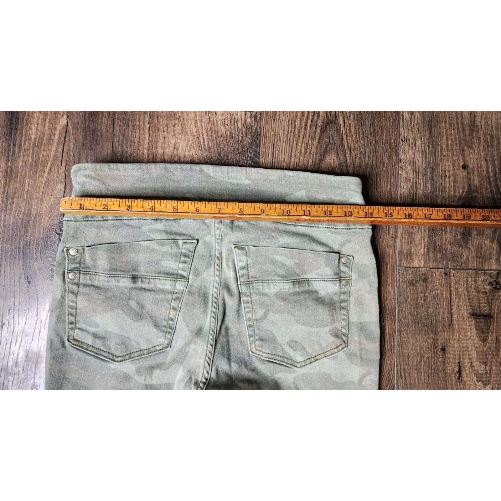 Vintage Vintage Rock & Republic Women's Camouflage Jeggings Midrise Pull-On Size 12 Slim Stretch Green Size 34" / US 12 / IT 48 - 7 Thumbnail