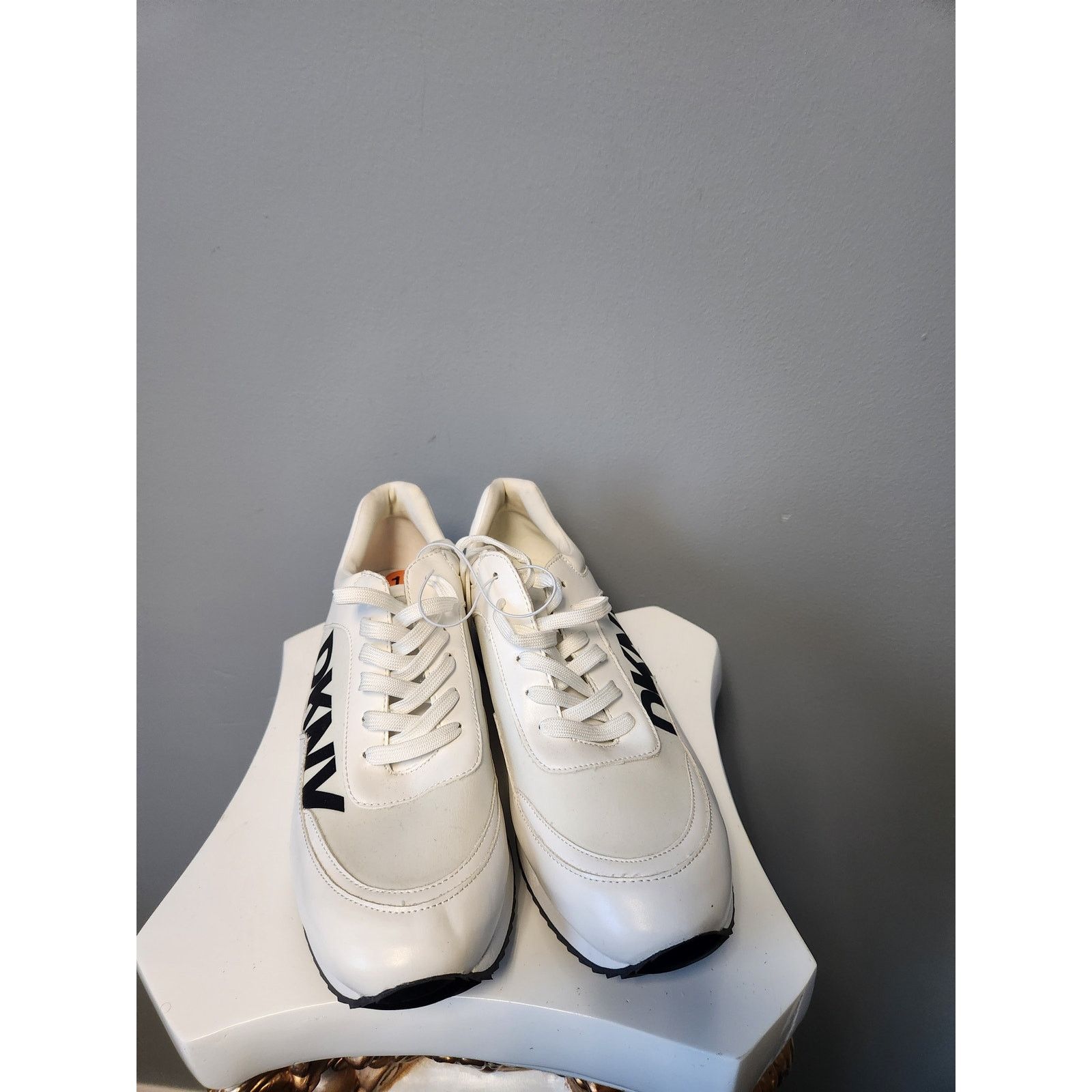 DKNY NWOT DKNY Athletic Sneakers White Size 11 Size US 11 / IT 41 - 1 Thumbnail