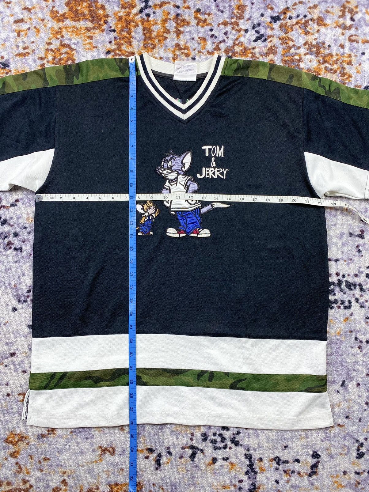 Cartoon Network × Japanese Brand × Vintage “RARE” Vintage Tom&Jerry Jersey shirt Size US L / EU 52-54 / 3 - 8 Thumbnail
