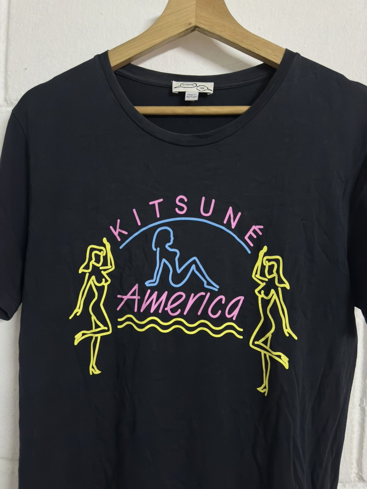Maison Kitsune SS14 Maison Kitsune America Neon Collection T-Shirt Size US S / EU 44-46 / 1 - 4 Thumbnail