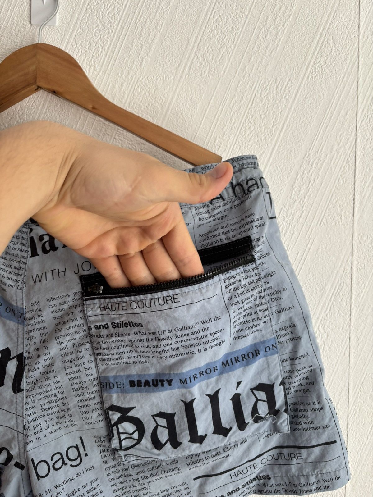 John Galliano John Galliano Newspaper Nylon Shorts Size US 34 / EU 50 - 8 Thumbnail