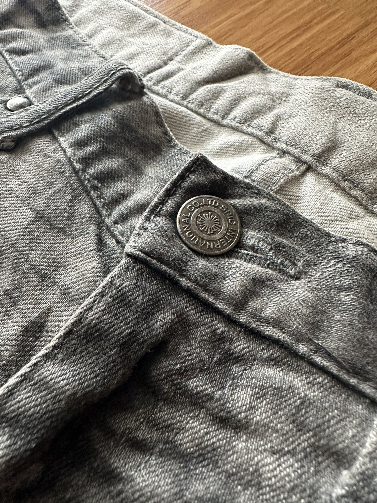 Le Grande Bleu (L.G.B.) Tornado Mart Japan Flare Mud Wash Denim Pant Size US 30 / EU 46 - 4 Thumbnail