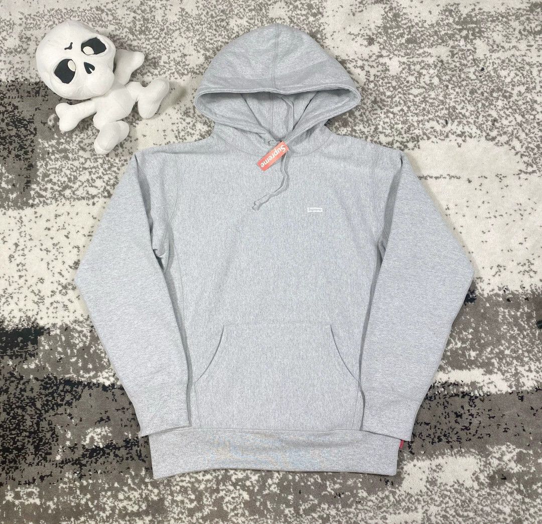 Supreme Gray Hoodie with Drawstring and Front Pocket - Size M Size US M / EU 48-50 / 2 - 1 Thumbnail