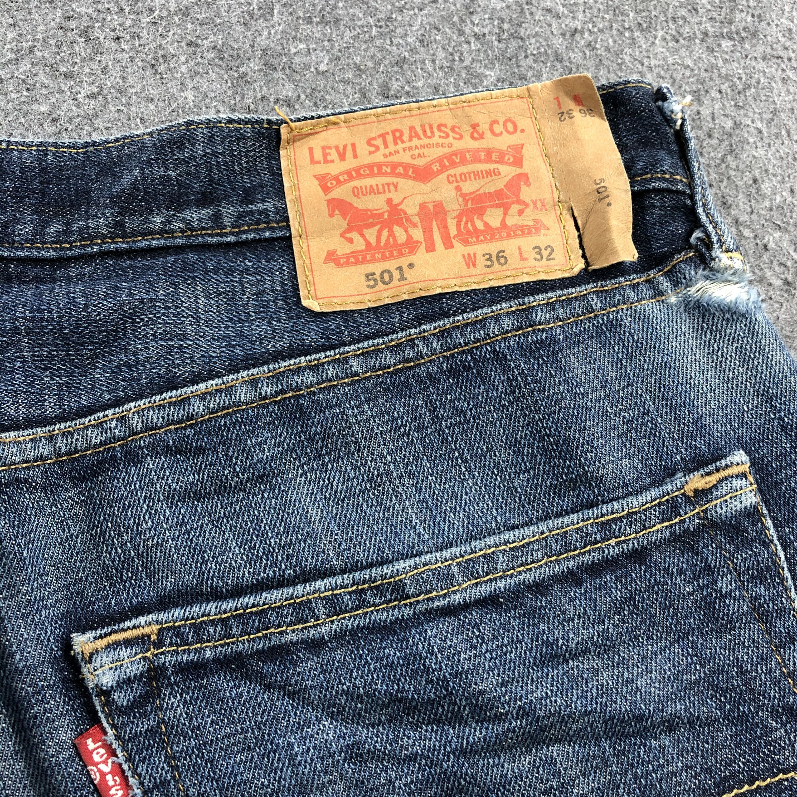 Levi's Vintage Levis Jeans Lot 501-JM967 Size US 37 - 6 Thumbnail
