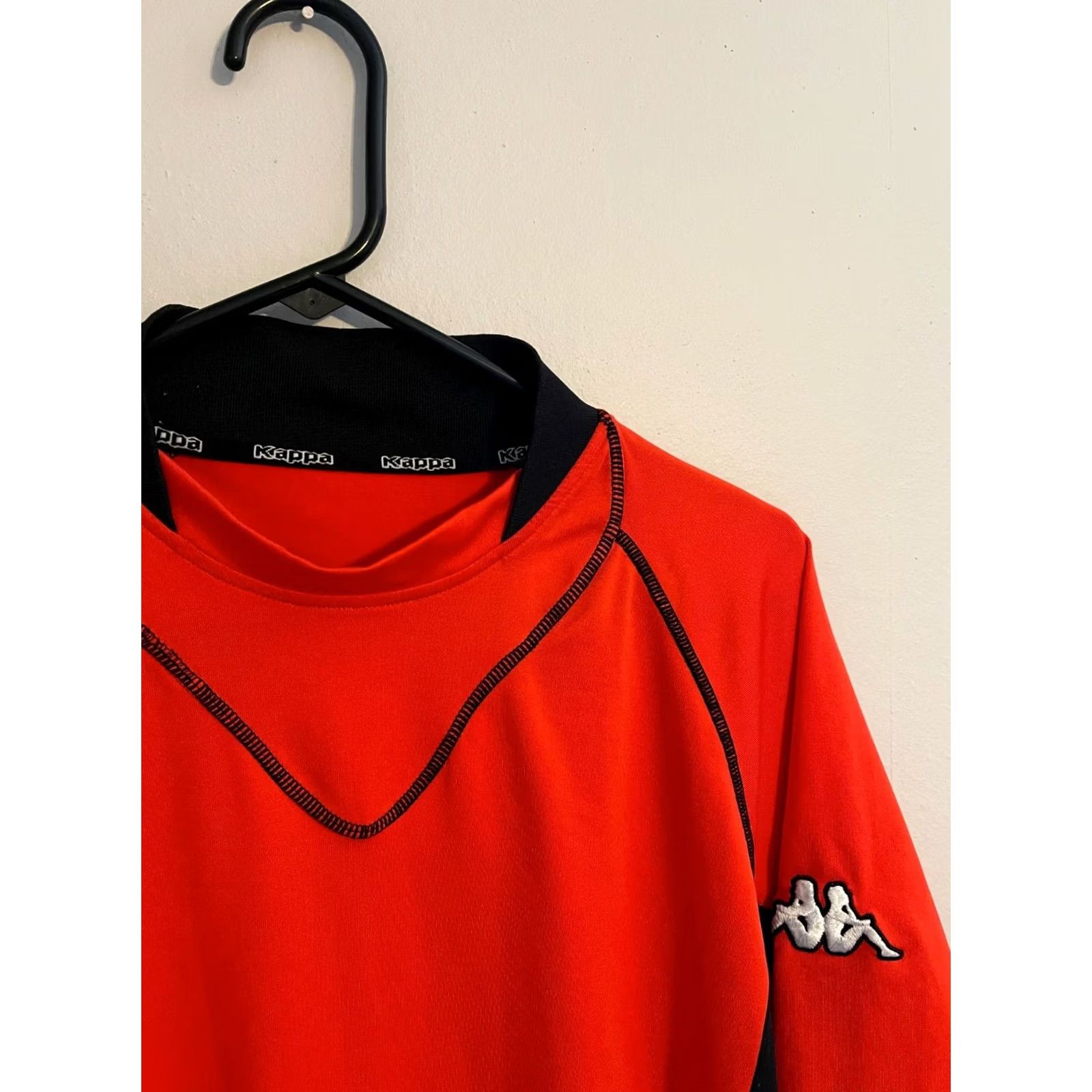 Kappa VINTAGE Kappa Shirt Men L Black Red Polyester Stretch Rash Guard Surf Sun T-Shirt Short Sleeve Crew Neck Logo Embroidered Size US L / EU 52-54 / 3 - 2 Thumbnail