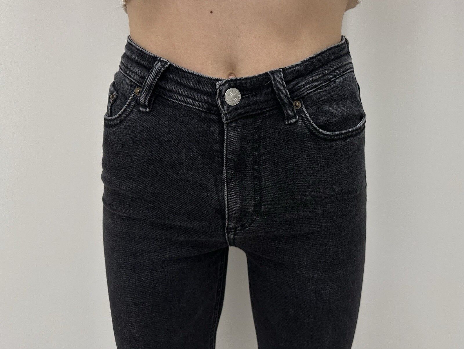 Acne Studios Acne Studios Womens Skinny Peg Used Black Jeans Size 24x32 Size 24" / US 00 / IT 34 - 3 Thumbnail