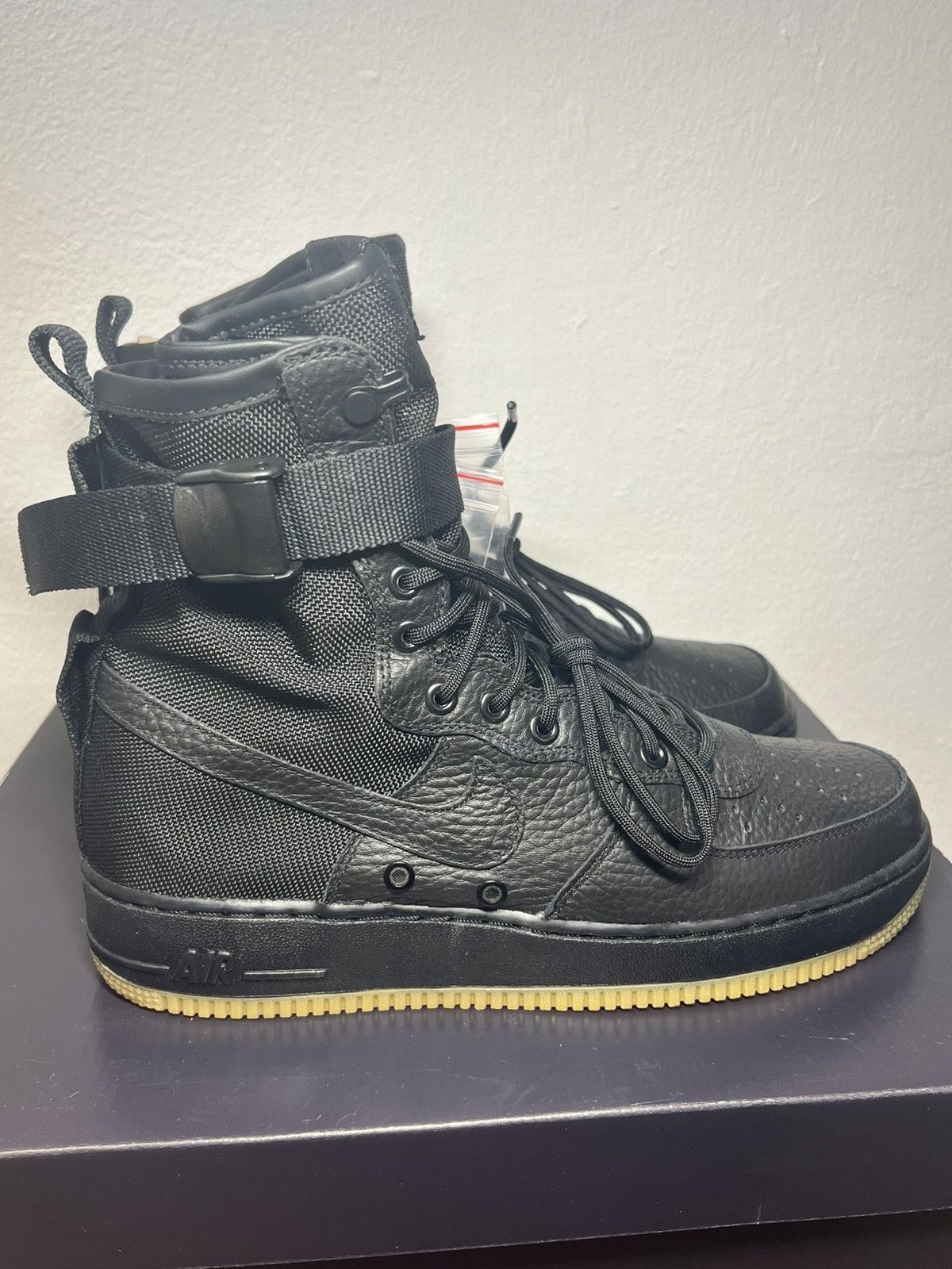 Nike Nike SF AF1 High Black Gum- with Bag - Sz 44.5/10,5 Size US 10.5 / EU 43-44 - 2 Thumbnail
