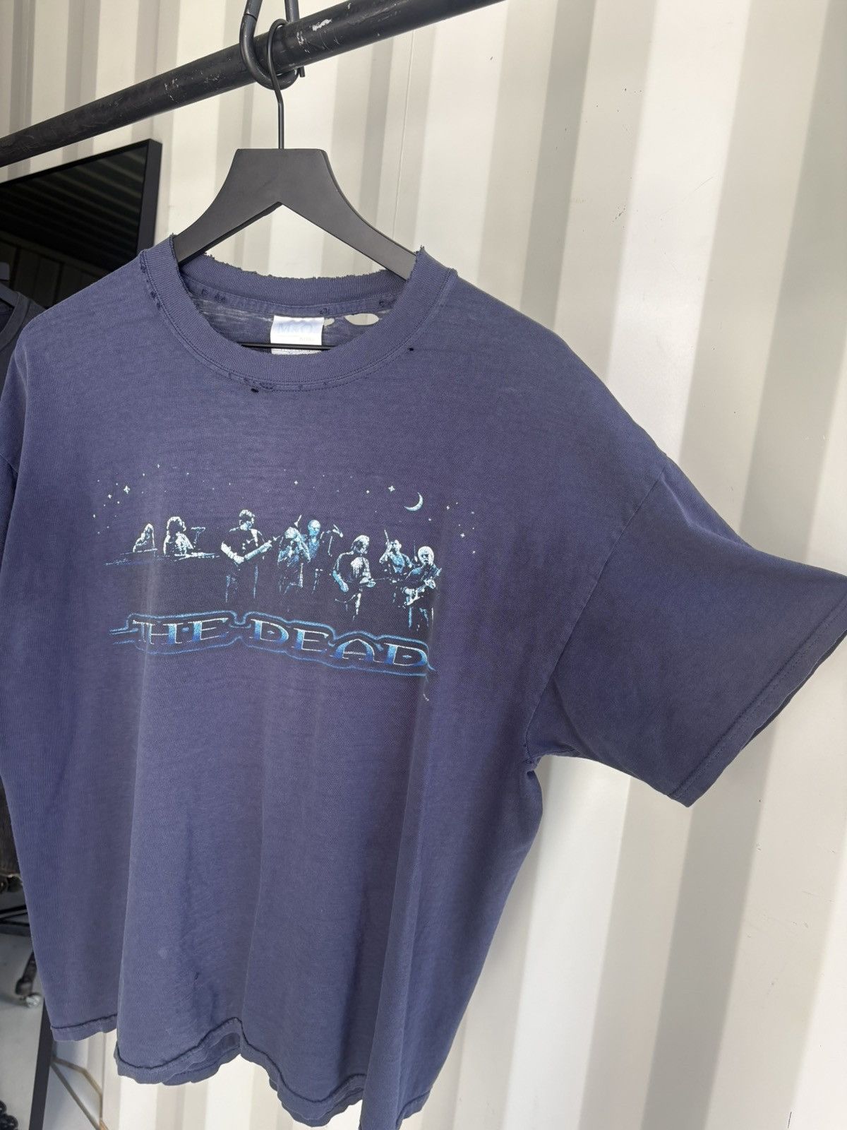 Band Tees Thrashed The Dead Faded Distressed Shirt GRUNGE Band Size US XL / EU 56 / 4 - 1 Thumbnail