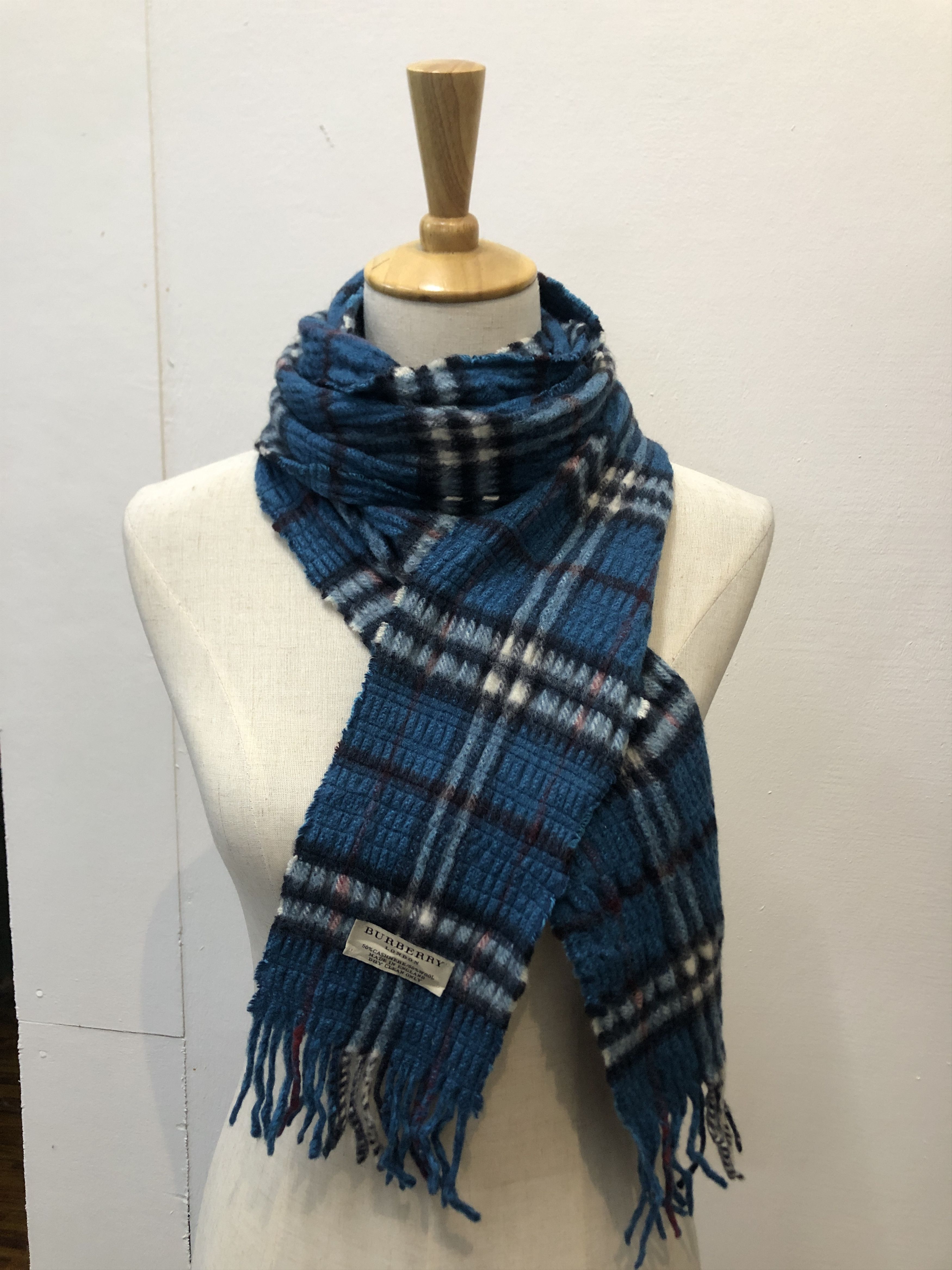 Burberry Burberry Scarf / Muffler / Neckwear P902 Size ONE SIZE - 3 Thumbnail