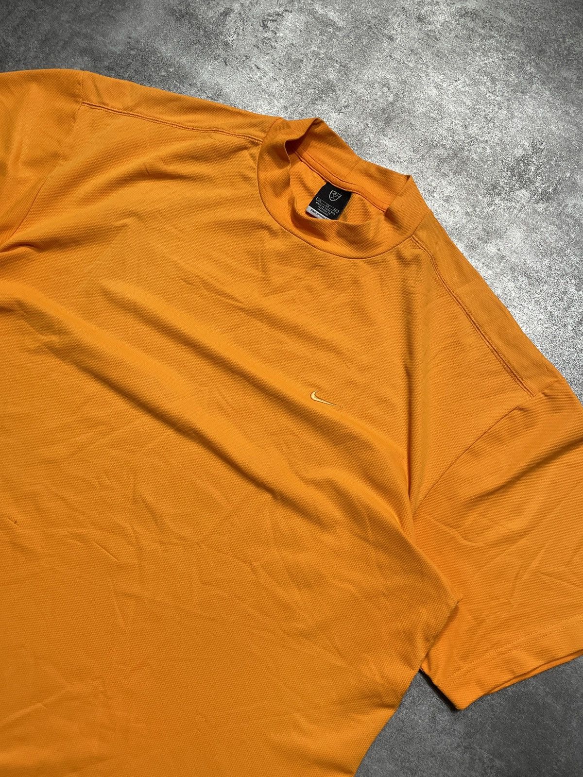 Nike ❗️RARE❗️Nike Vintage 90s T-Shirt Swoosh Boxy Fit Size US XL / EU 56 / 4 - 4 Thumbnail