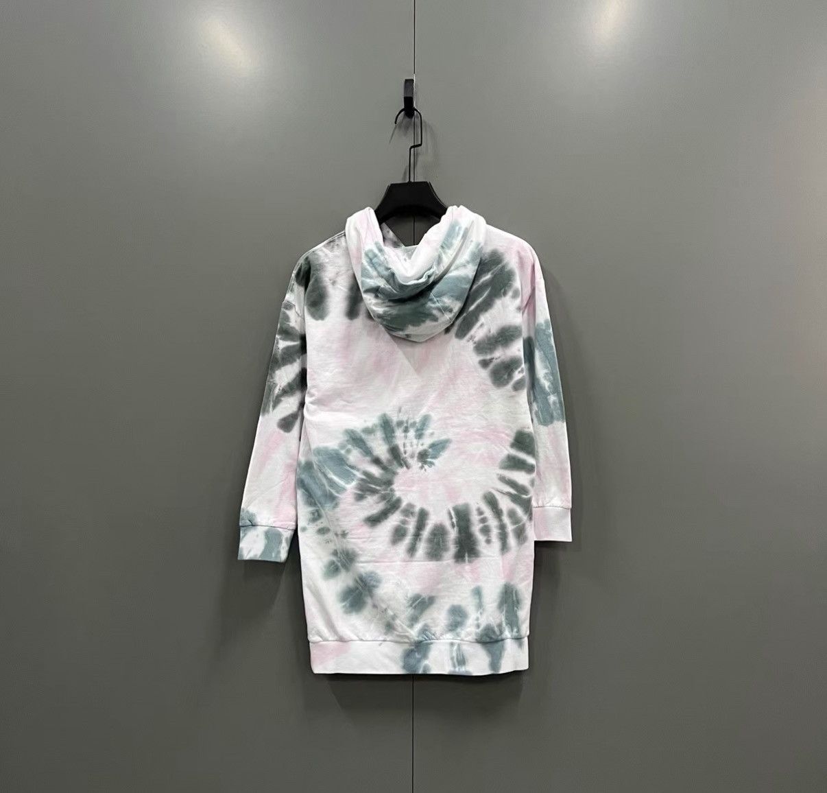 Dior Dior Tie-dye Embroidered Logo Dress J41 Size XL / US 12-14 / IT 48-50 - 2 Thumbnail