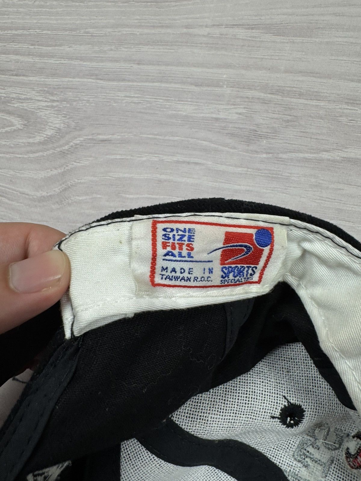 NHL Vintage 90s New Jersey Devils Stanley Cup Champions 1995 Cap Size ONE SIZE - 7 Thumbnail
