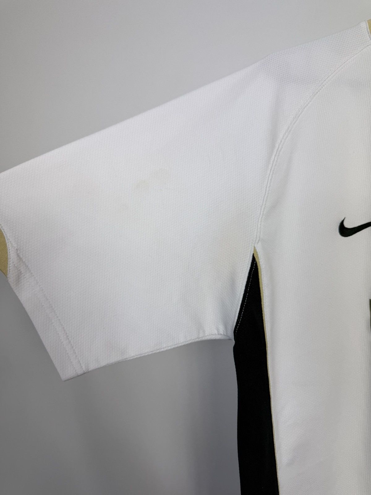 Nike Nike Manchester United 2006/2007 Soccer Jersey Vintage Size US L / EU 52-54 / 3 - 7 Thumbnail