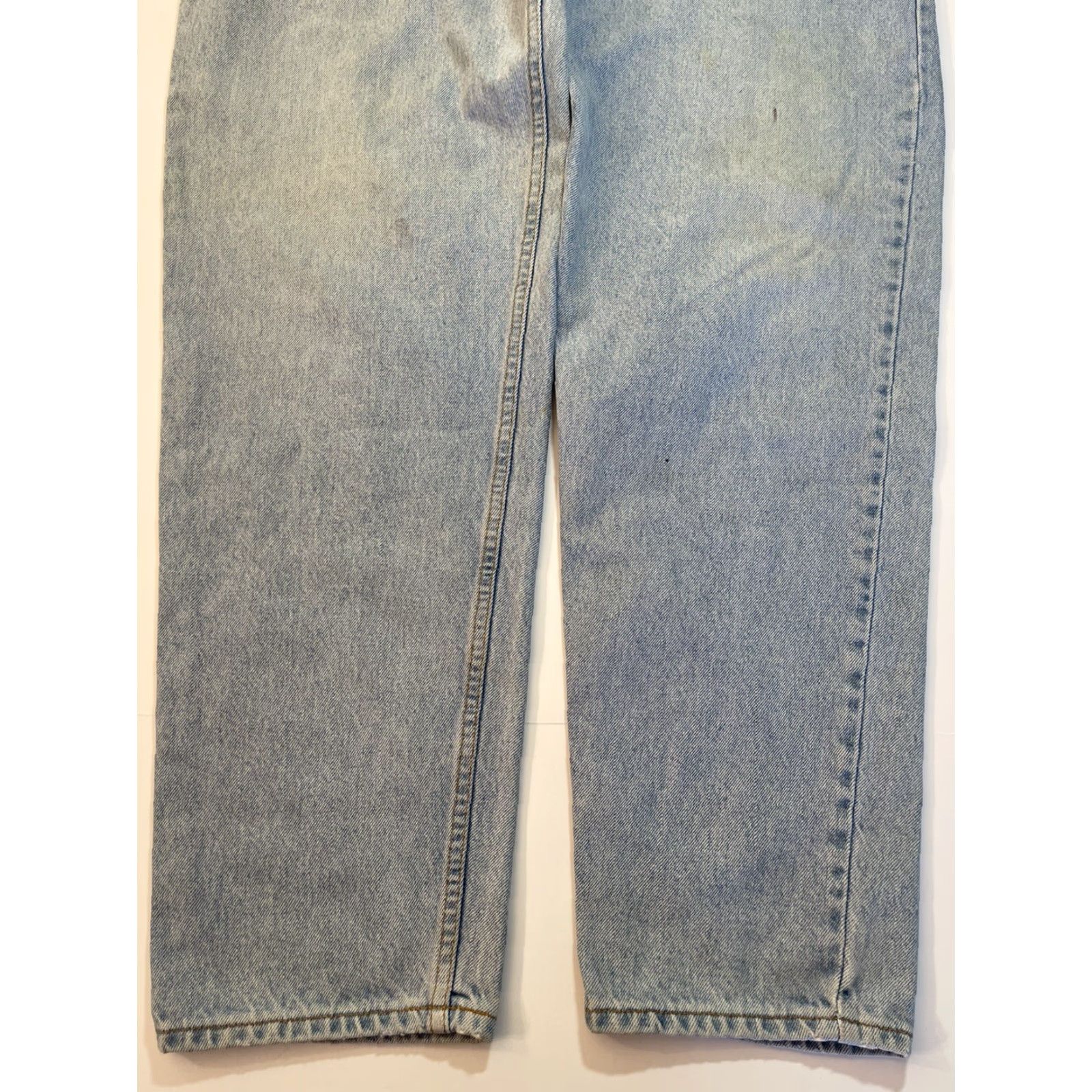 Levi's VINTAGE Levi's 550 Jeans Men Tapered 42x34 Blue 90s USA Orange Tab Relaxed Denim Size US 42 / EU 58 - 4 Thumbnail