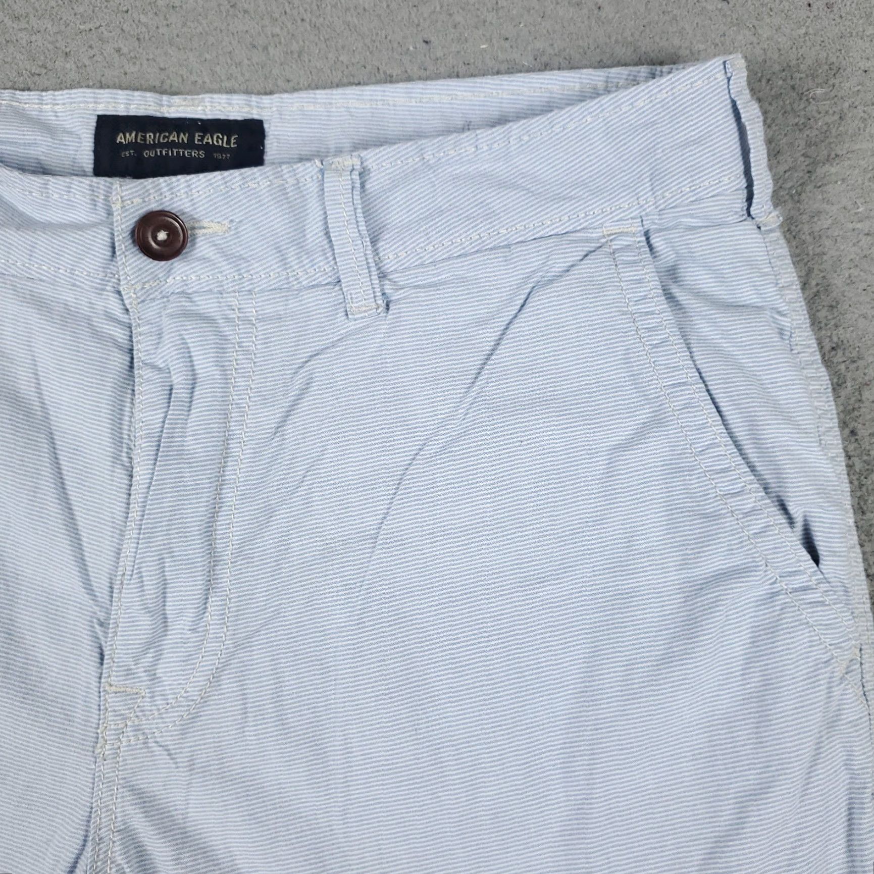 American Eagle Outfitters VINTAGE American Eagle Shorts Mens Size 32 Blue Striped Cotton Blend Casual Flat Front Chino Men Size US 32 / EU 48 - 3 Thumbnail