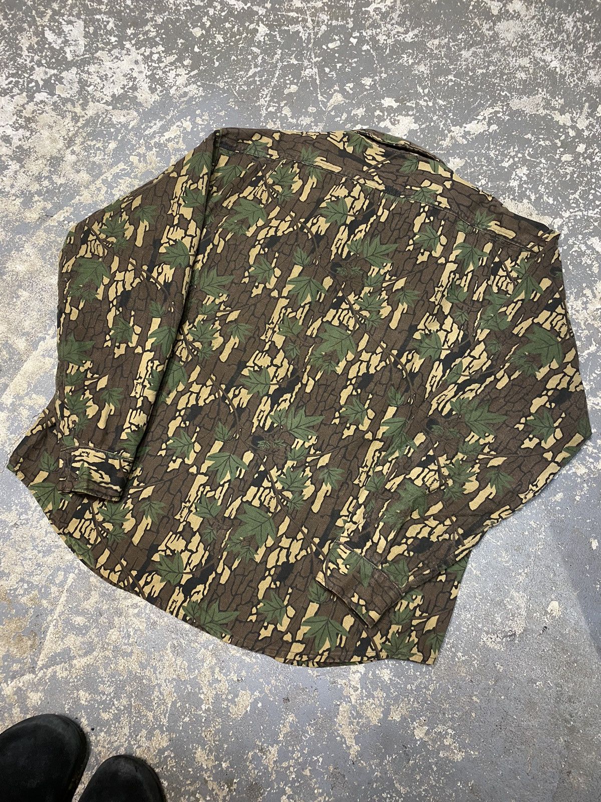 Carhartt × Realtree × Vintage Vintage Winchester Camo Trebark RealTree Botton Up Jacket Size US L / EU 52-54 / 3 - 9 Thumbnail
