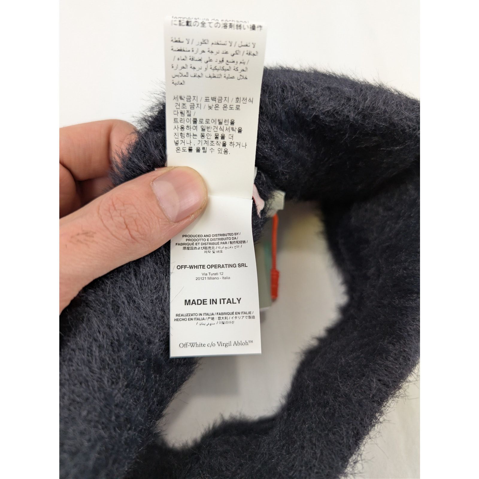 Off-White o1rshd1 Size: OS / Bounce Ski Headband in black faux-fur Size ONE SIZE - 15 Thumbnail