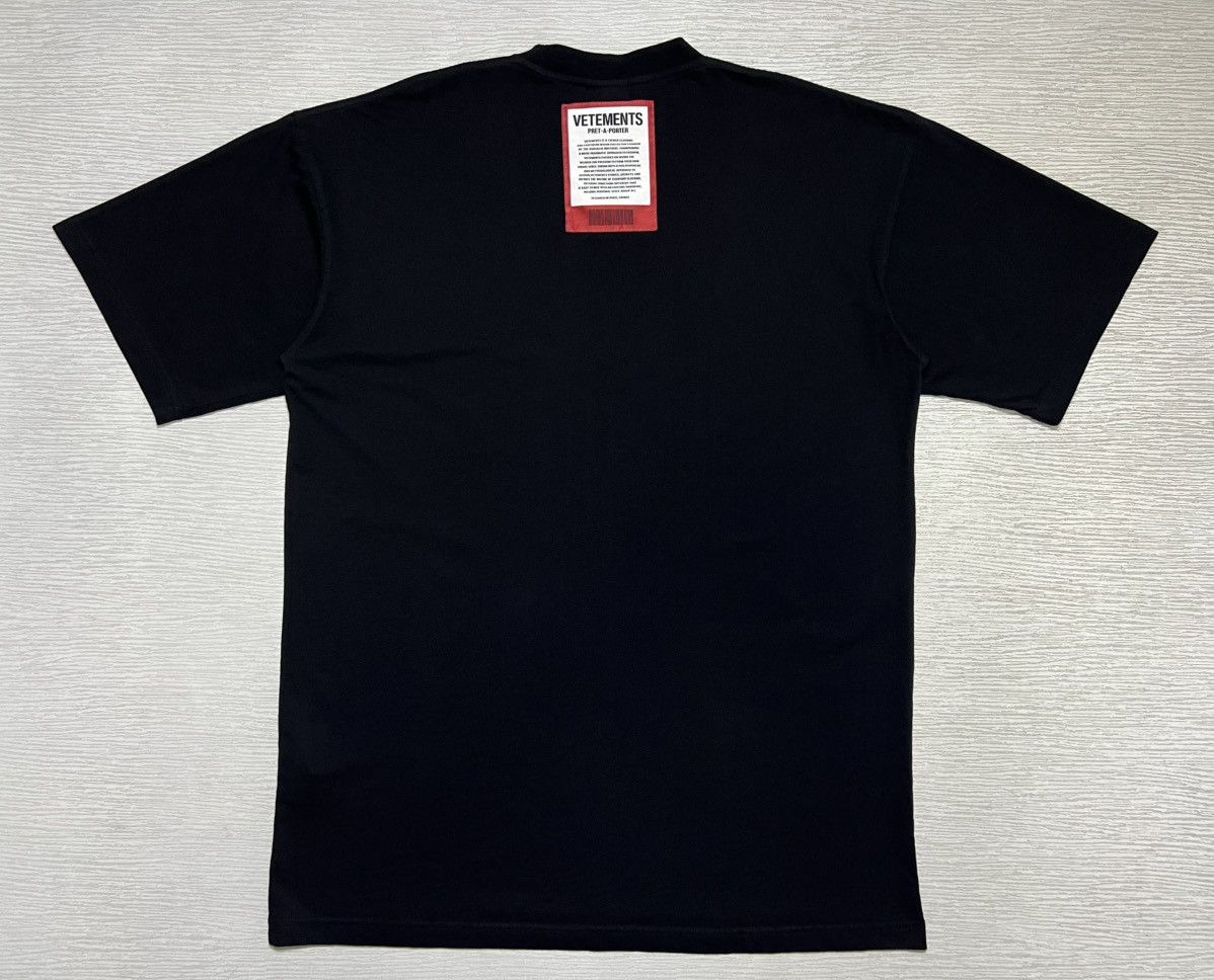 Vetements Vetements - Logo Patch Oversized T-Shirt Size US S / EU 44-46 / 1 - 2 Thumbnail