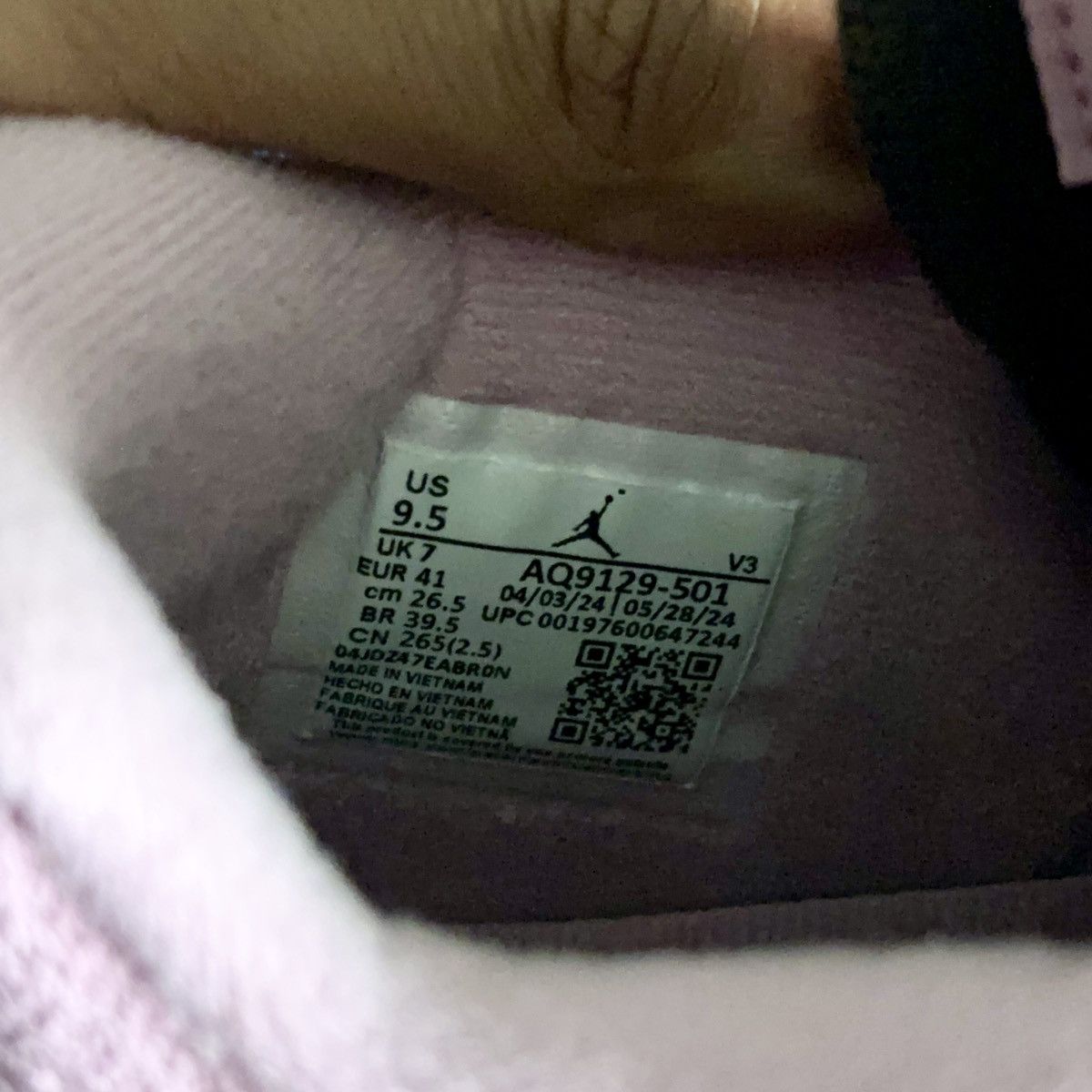 Jordan Brand Brand New Jordan 4 Orchid (Size Women’s 9.5) – Unworn Size US 9.5 / IT 39.5 - 13 Thumbnail