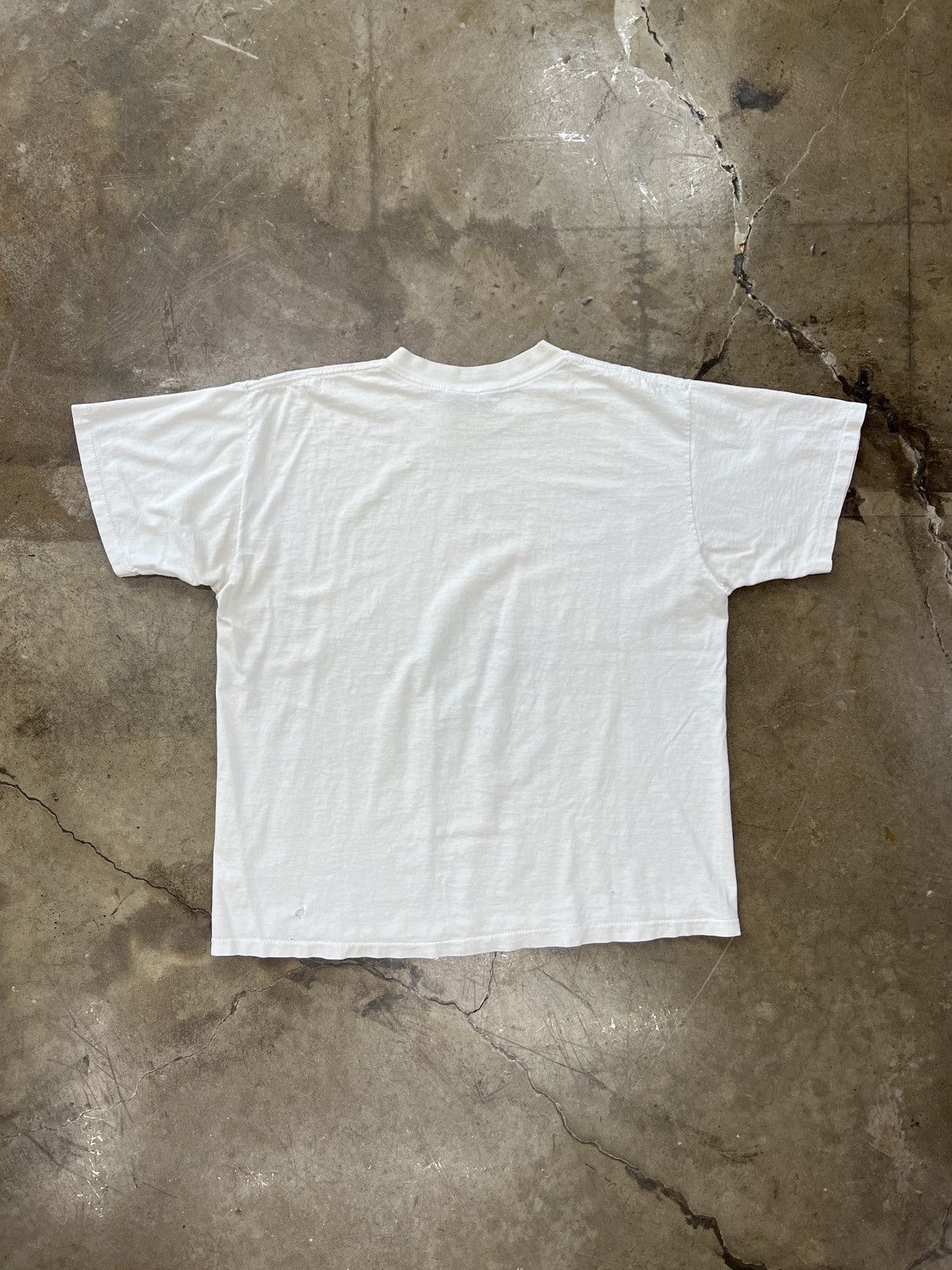 Vintage Vintage 90s Absolut Vodka Alcohol Single Stitch Tee XL Size US XL / EU 56 / 4 - 4 Thumbnail