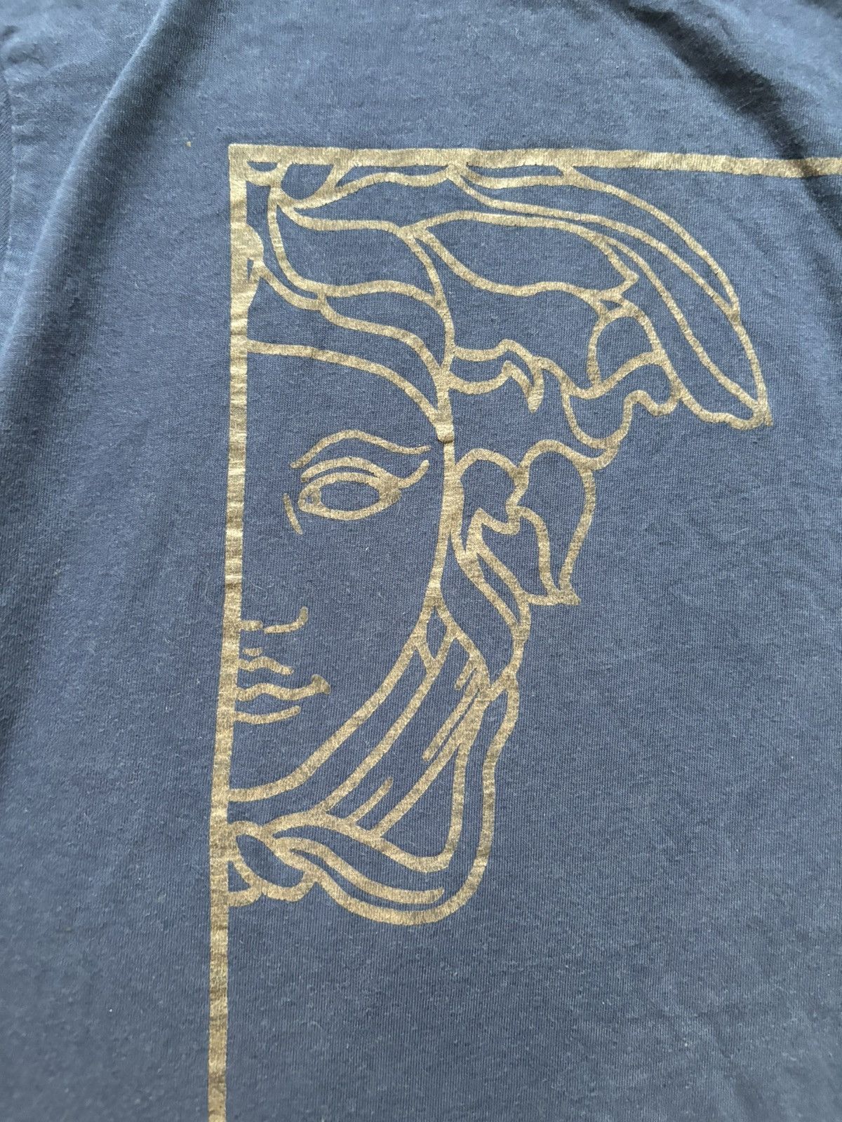 Designer × Versace Gianni Versace T-shirt DEEP BLUE Gold Logo XL Party T-shirt Size US L / EU 52-54 / 3 - 4 Thumbnail