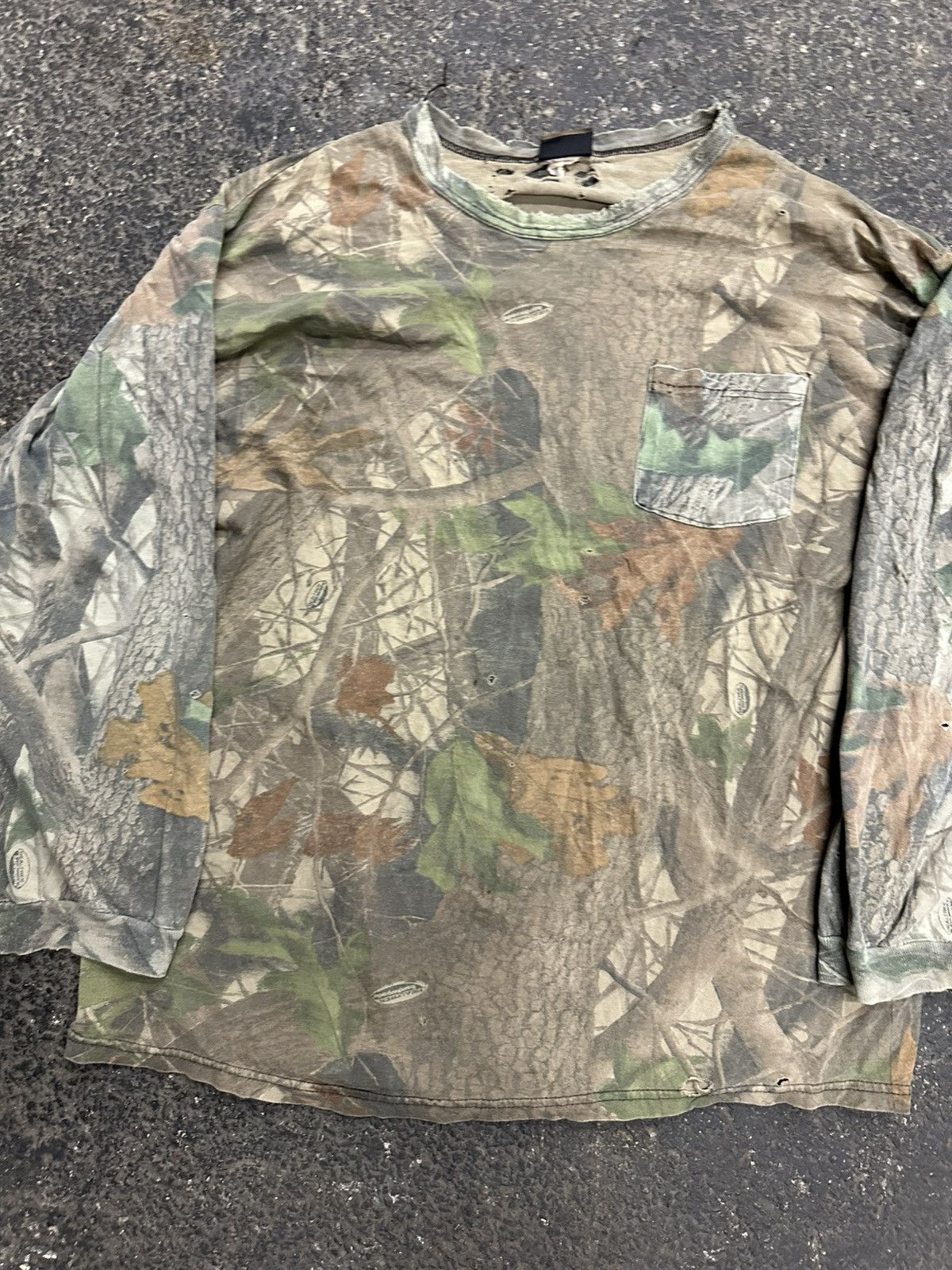 Other Vintage camo distressed long sleeve top Size US XXL / EU 58 / 5 - 8 Thumbnail