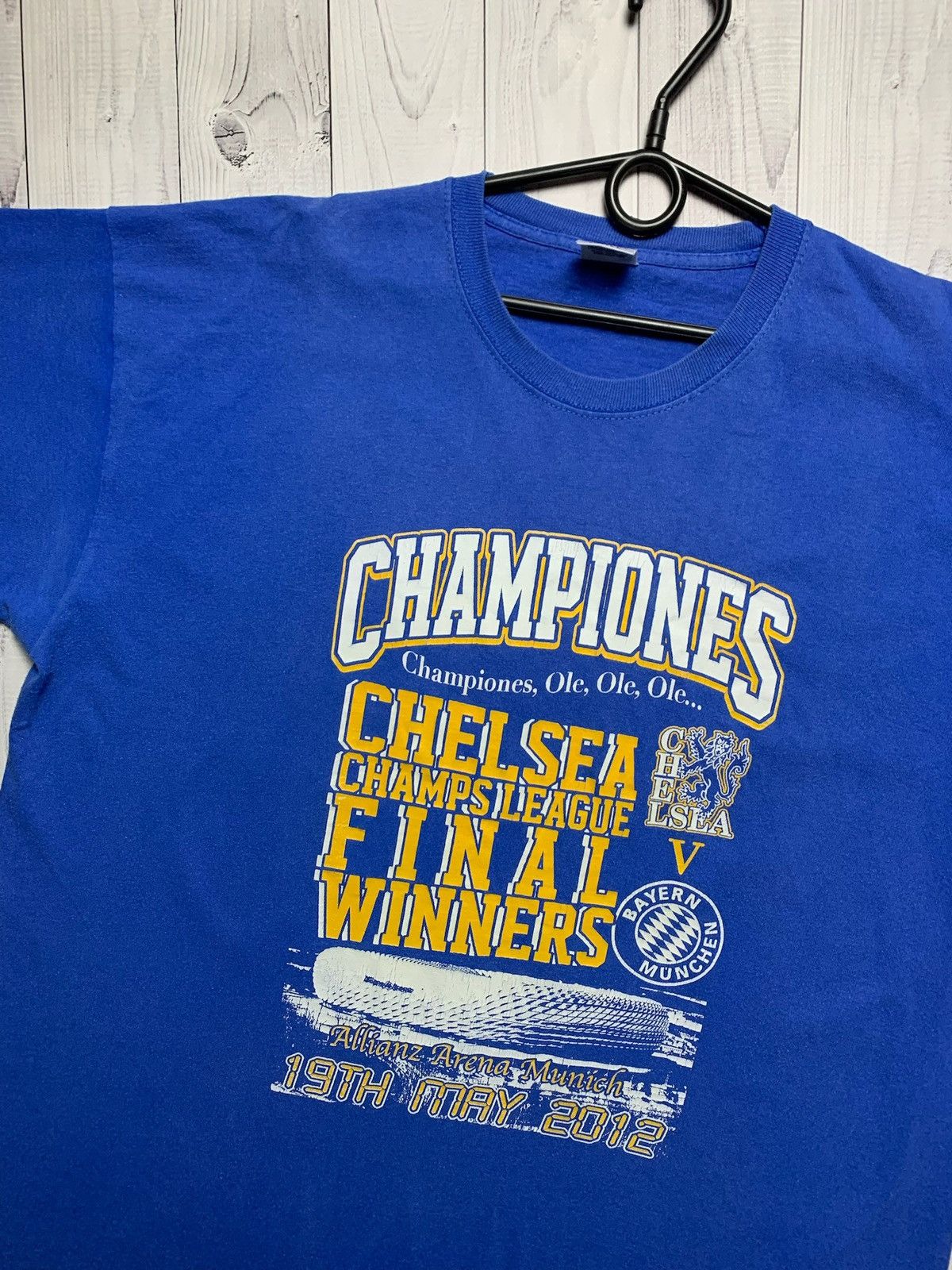 Chelsea Soccer × Vintage Vintage Chelsea 2012 winners Champions League rare size XXL Size US XXL / EU 58 / 5 - 2 Thumbnail