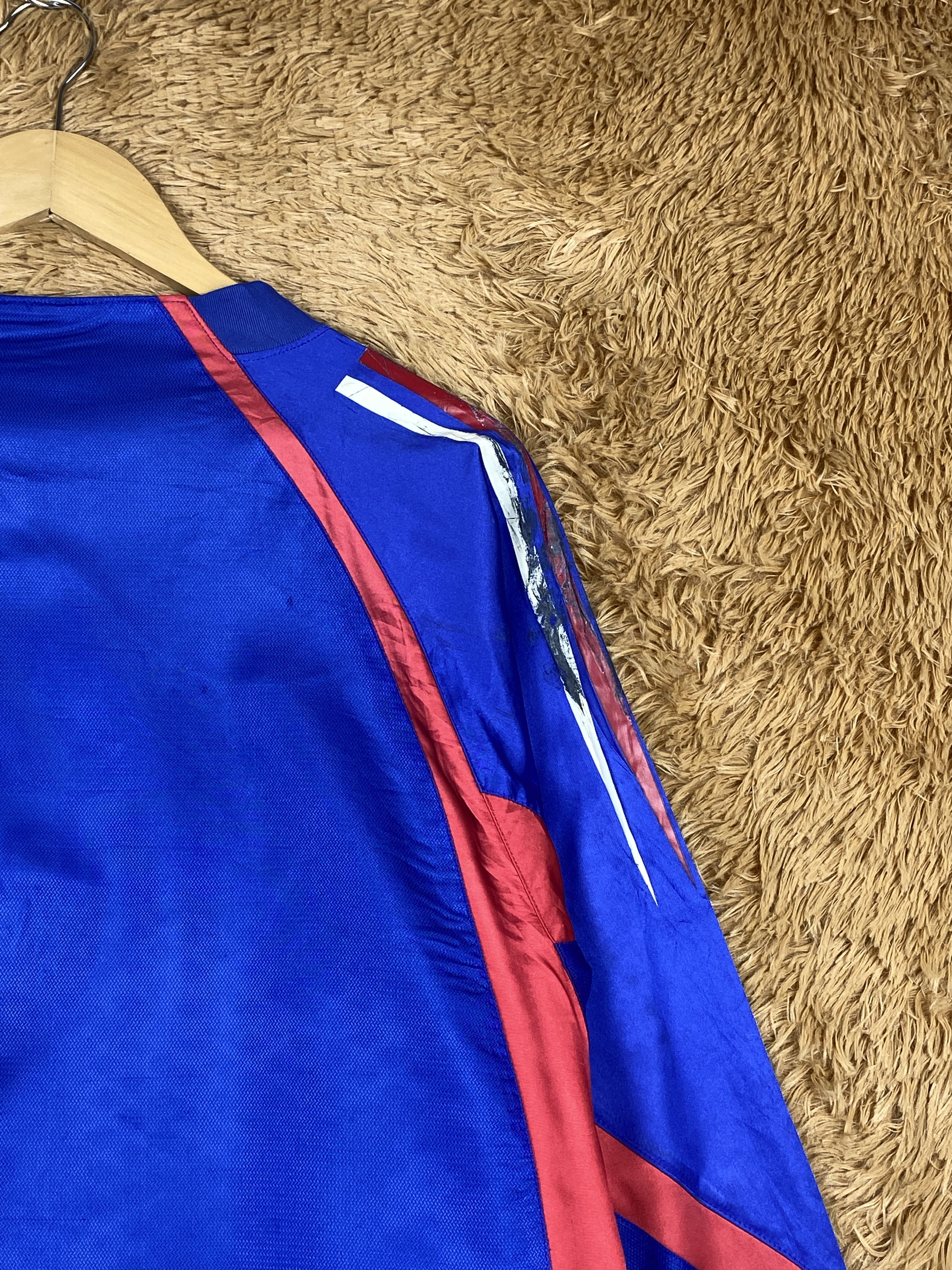 Adidas Vintage Adidas Sportwear Jersey J1719 Size US M / EU 48-50 / 2 - 5 Thumbnail