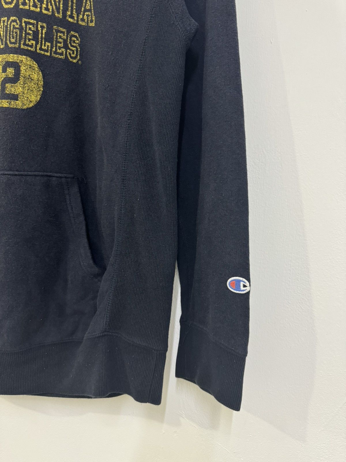 Champion 💥VINTAGE CHAMPIONS REVERSE WEAVE X UCLA HOODIE Size US M / EU 48-50 / 2 - 7 Thumbnail