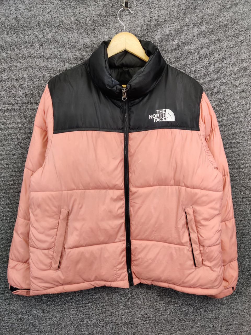 The North Face Vintage The North Face Retro Nuptse 700 Down Puffer Jacket Size US M / EU 48-50 / 2 - 1 Thumbnail
