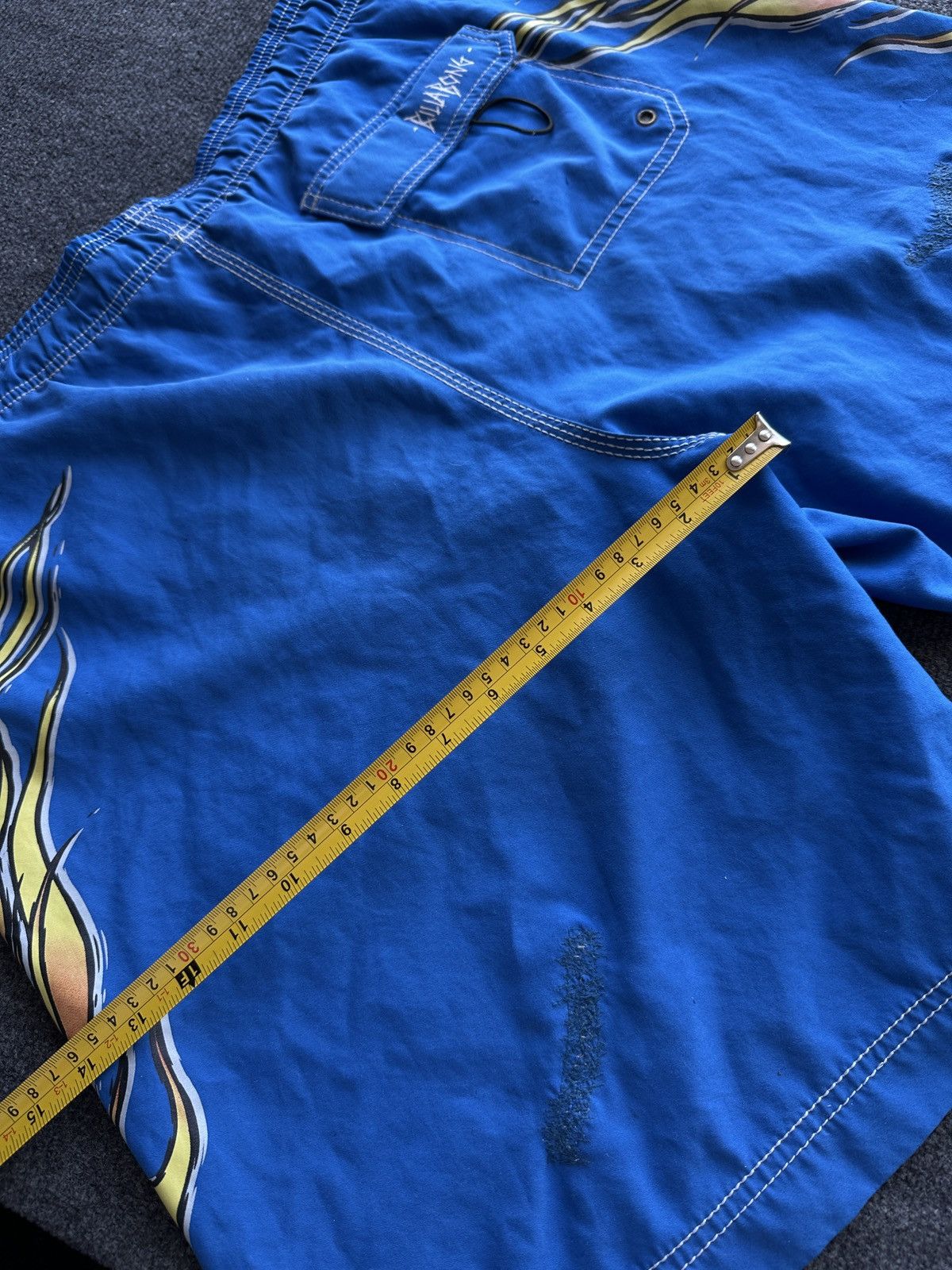 Billabong SKULL FLAME🚨 BILLABONG BIG LOGO SWIMSHORTS Y2K SURF Size US 40 / EU 56 - 18 Thumbnail
