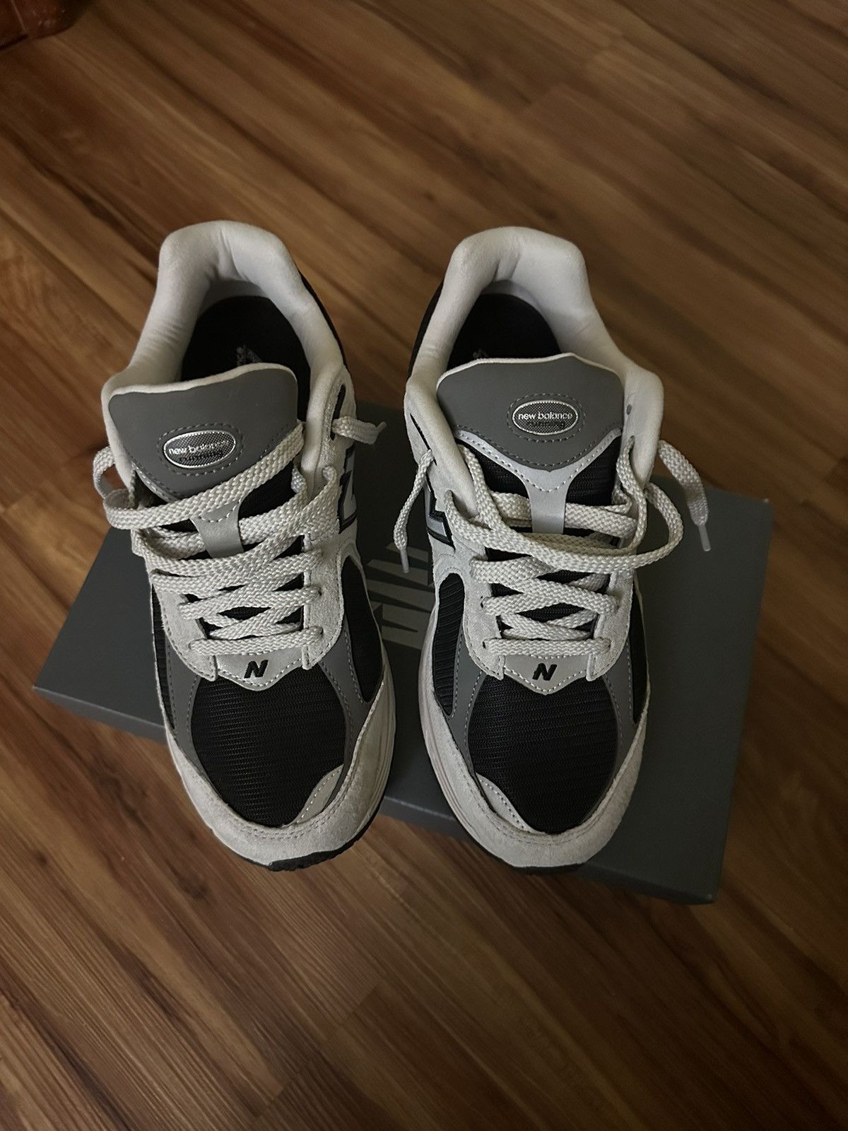 New Balance Black Grey New Balance 2002r Size US 9 / EU 42 - 3 Thumbnail
