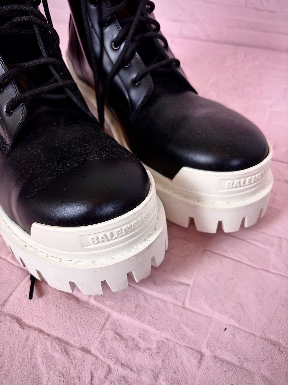 Balenciaga Balenciaga strike boots Size US 8 / EU 41 - 2 Thumbnail