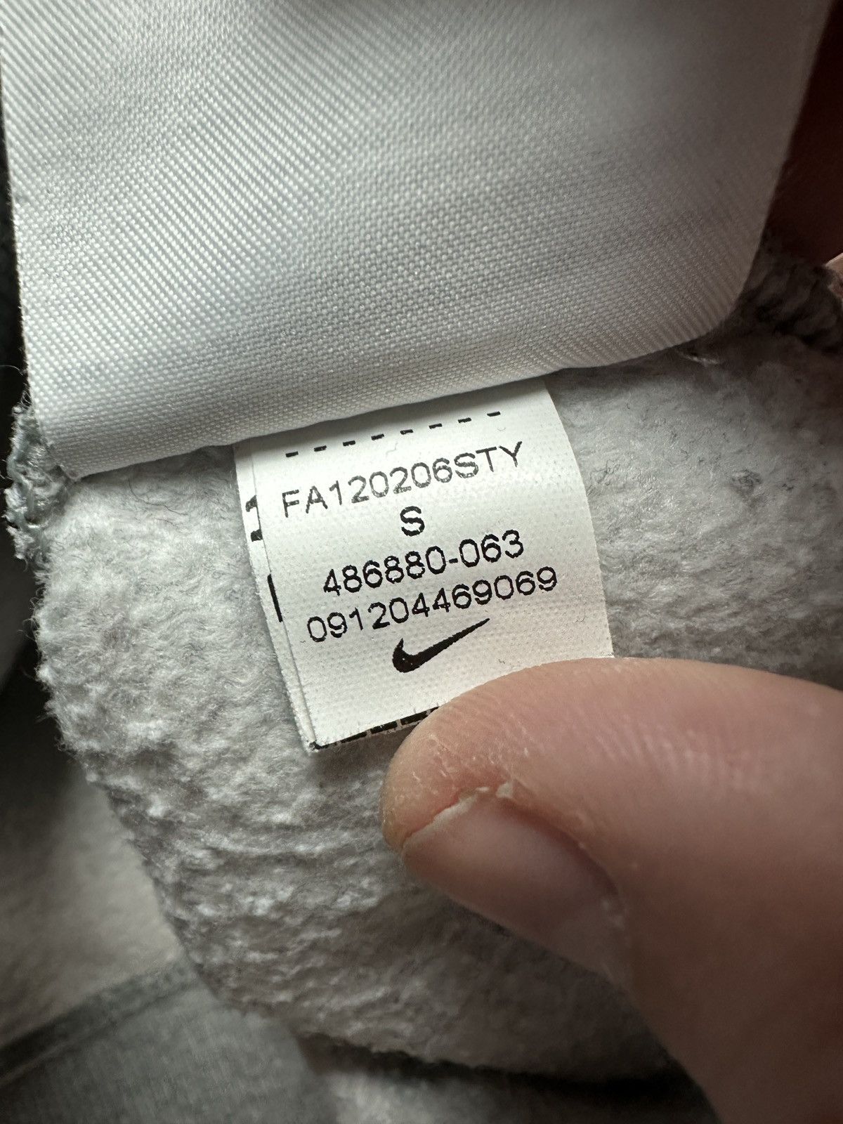 Nike Vintage Hoodie Nike Center Logo Swoosh y2k USA 00s Hype Boxy Size US S / EU 44-46 / 1 - 10 Thumbnail