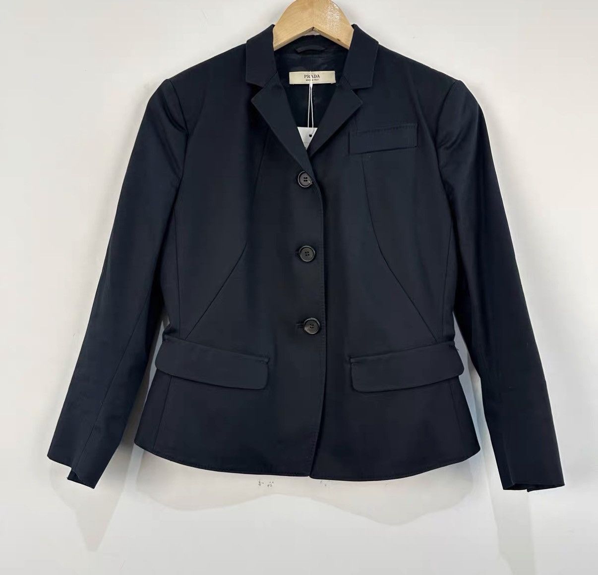 Prada Prada Cashmere Casual Jacket J42 Size M / US 6-8 / IT 42-44 - 1 Thumbnail