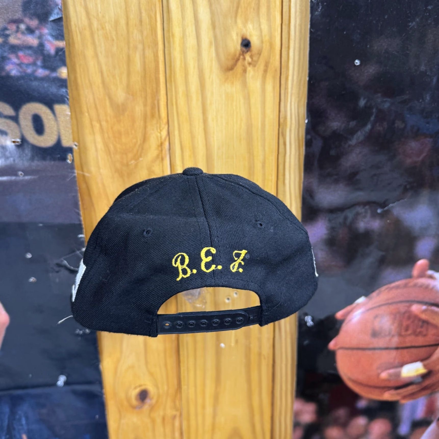Vintage VINTAGE Seoul Korea Hat Cap Snap Back Black Embroidered Dragon Flags Mens 90s Size ONE SIZE - 3 Thumbnail
