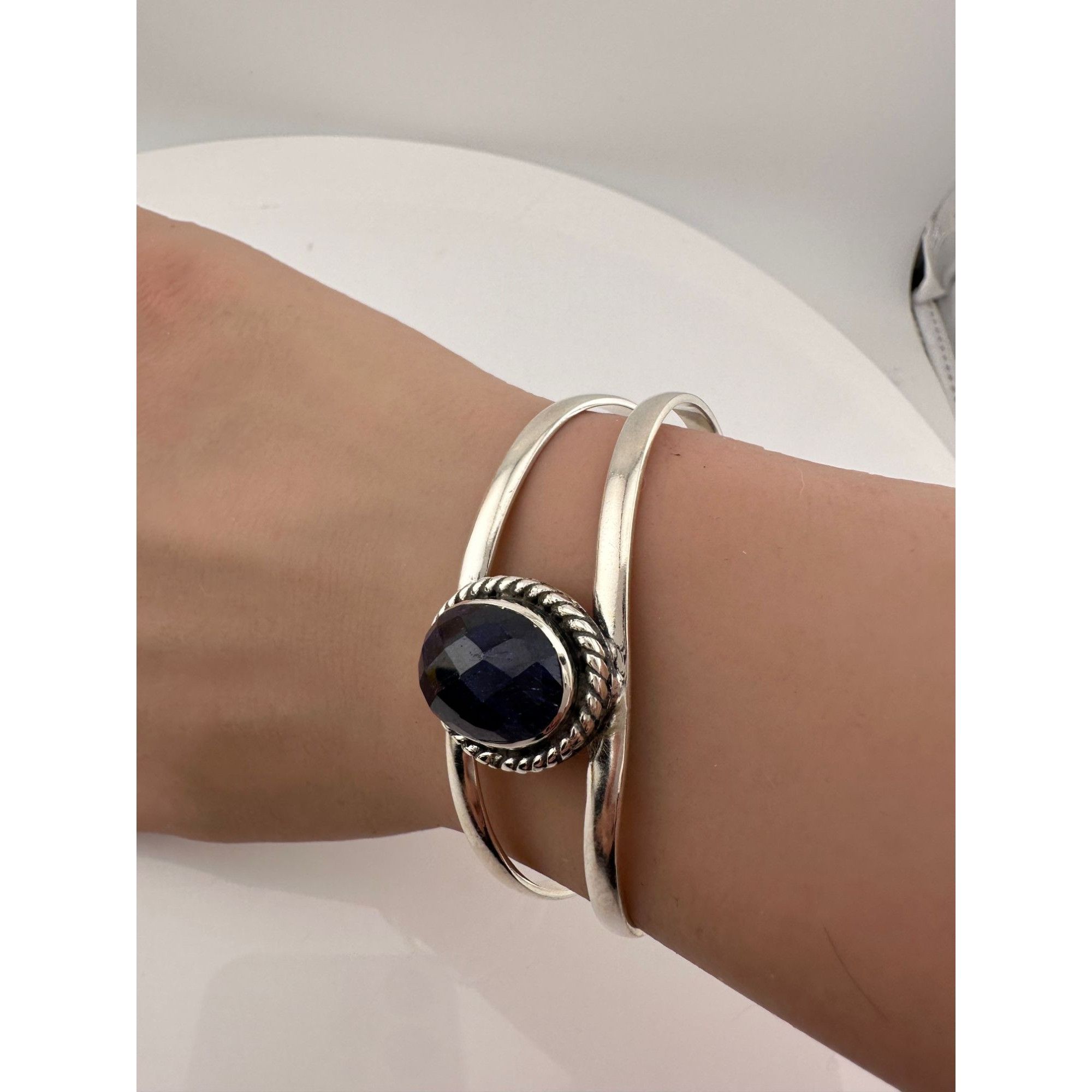 Other 12 Carat Cabochon Sapphire Cuff / Bangle Bracelet Size ONE SIZE - 5 Thumbnail