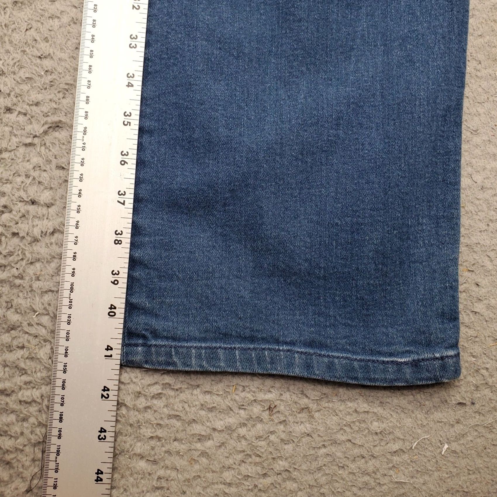 Levi's Levi's Jeans Mens 38 Navy Whiskered Faded Denim Relaxed Red Tab Straight Jeans Mens 38 Navy Whiskered Faded Denim Relaxed Red Tab Mens Gear Size US 38 / EU 54 - 3 Thumbnail