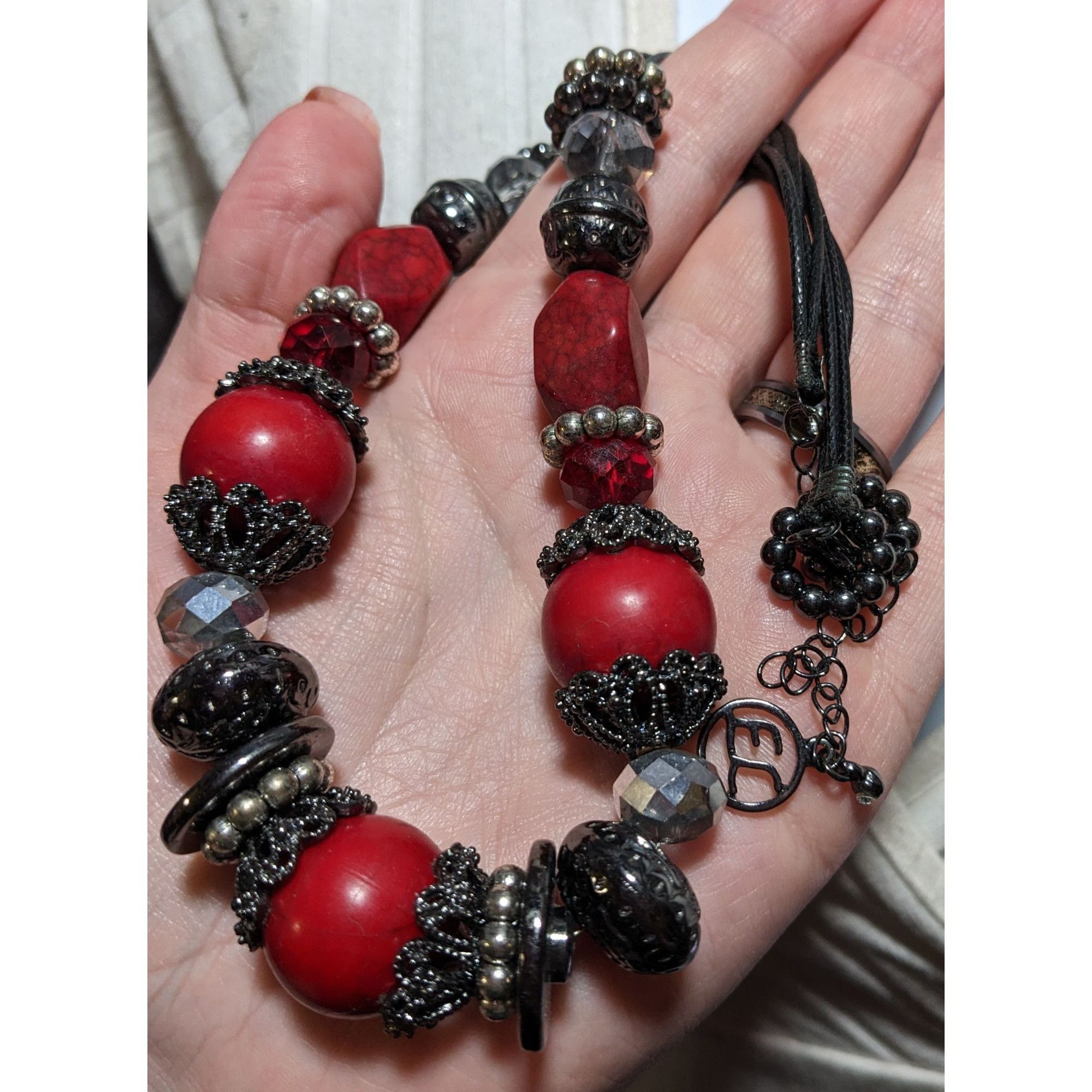 Other Erica Lyons Gothic Vampire Beaded Necklace Size ONE SIZE - 7 Thumbnail