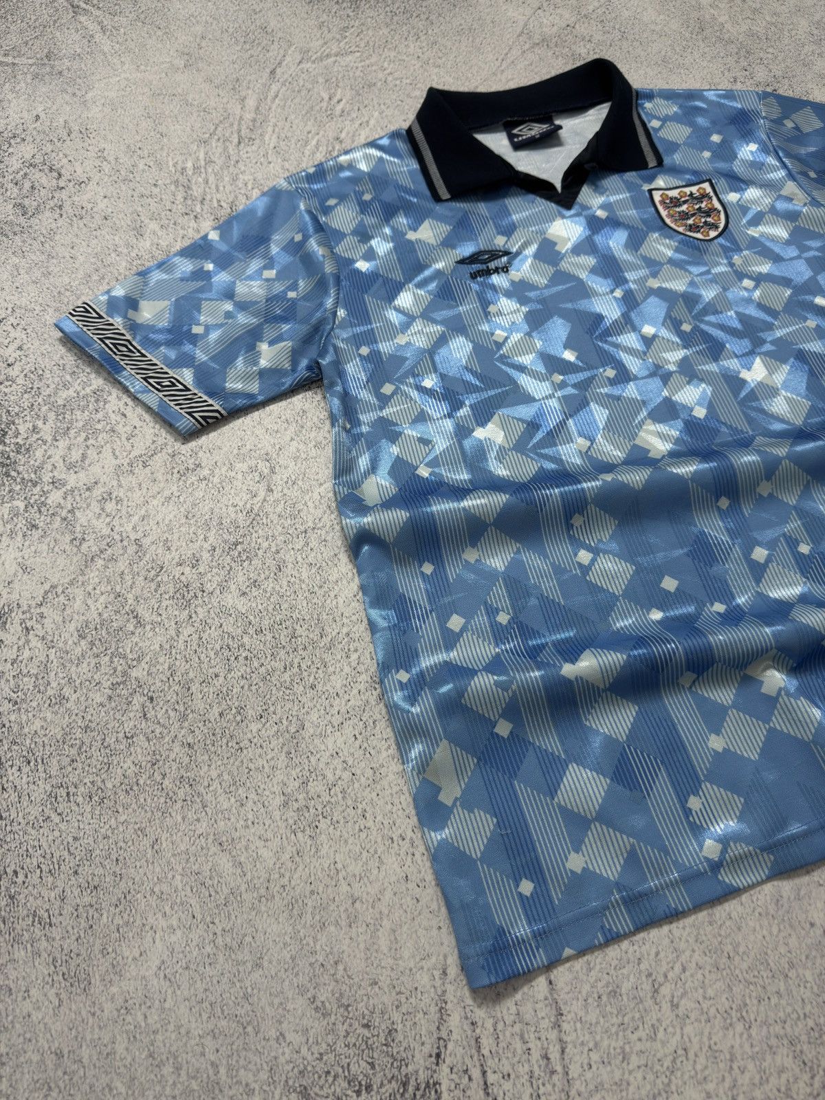 Umbro UMBRO ENGLAND 1990-1992 THIRD FOOTBALL SHIRT SOCCER JERSEY Size US M / EU 48-50 / 2 - 2 Thumbnail
