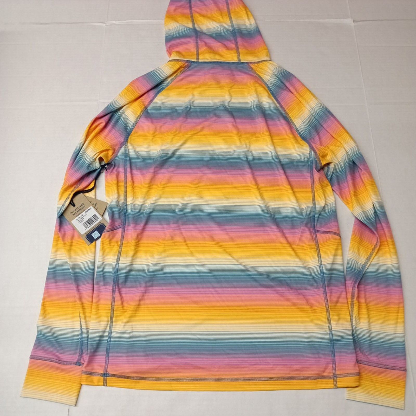 Chubbies Chubbies The Malibu Sunset Sun Hoodie Men's Size M UPF 50 Size US M / EU 48-50 / 2 - 10 Thumbnail