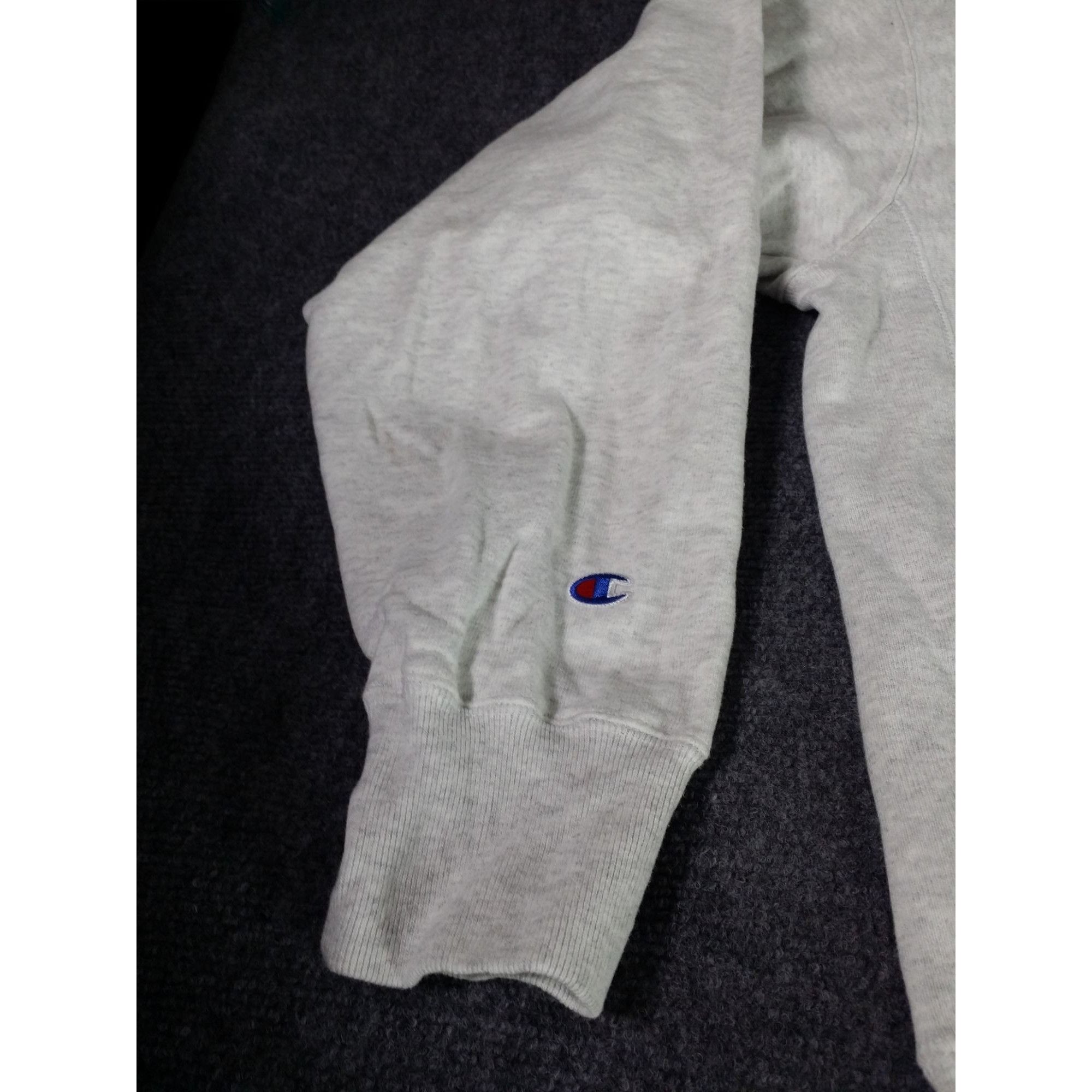 Champion Long Island University Sharks Sweatshirt Sz XXL Champion Rev Size US XXL / EU 58 / 5 - 7 Thumbnail