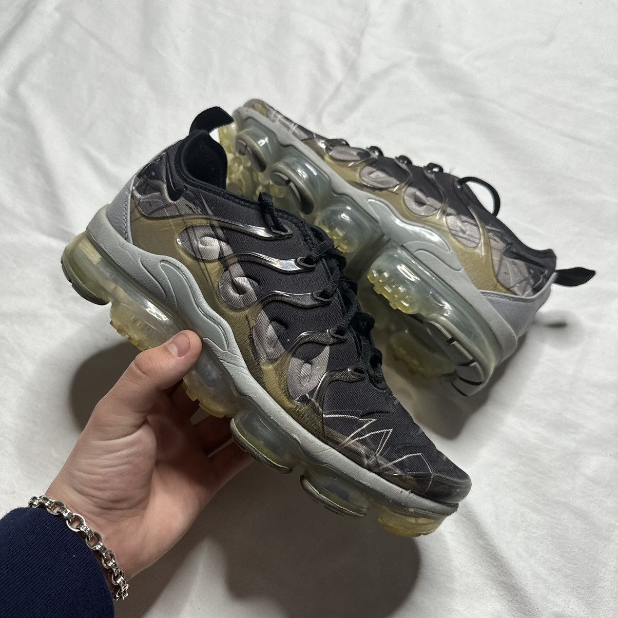 image of Nike Air Vapormax Plus Shoes in Black, Men's (Size 9)