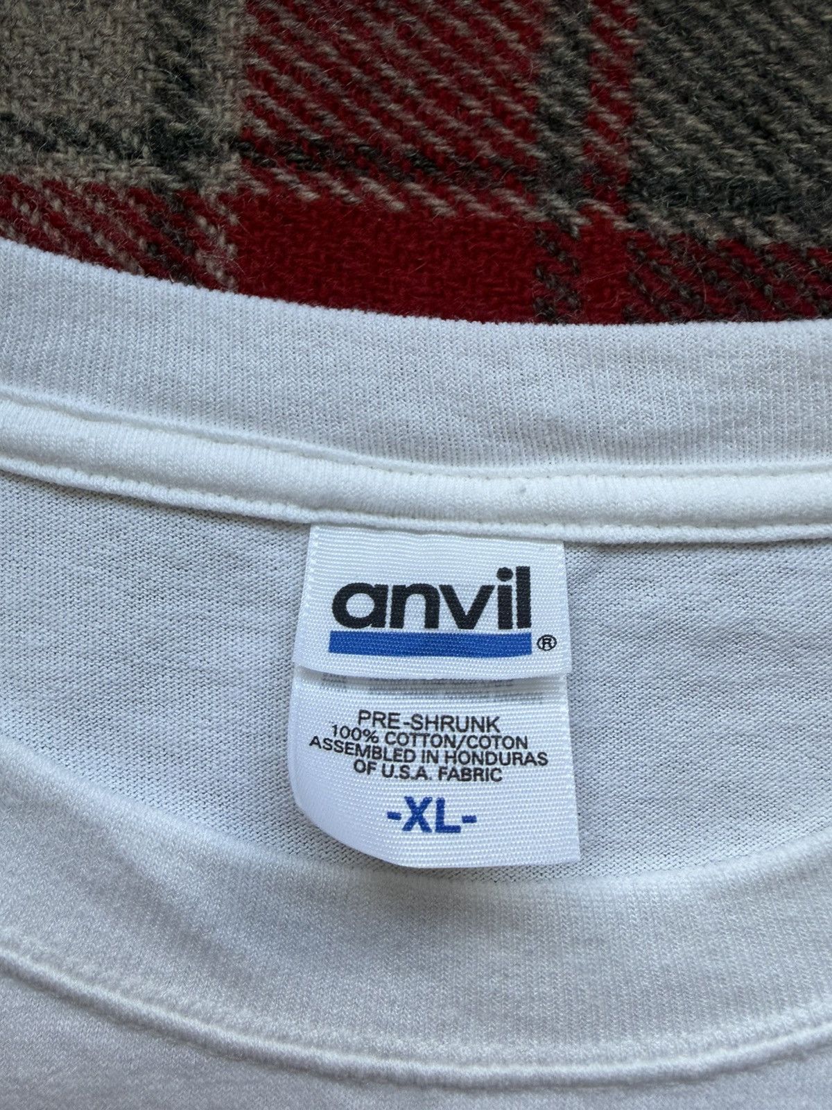 Vintage Vintage Deja Vu Showgirls Strip Club Shirt XL Anvil 90s Y2K Size US XL / EU 56 / 4 - 7 Thumbnail