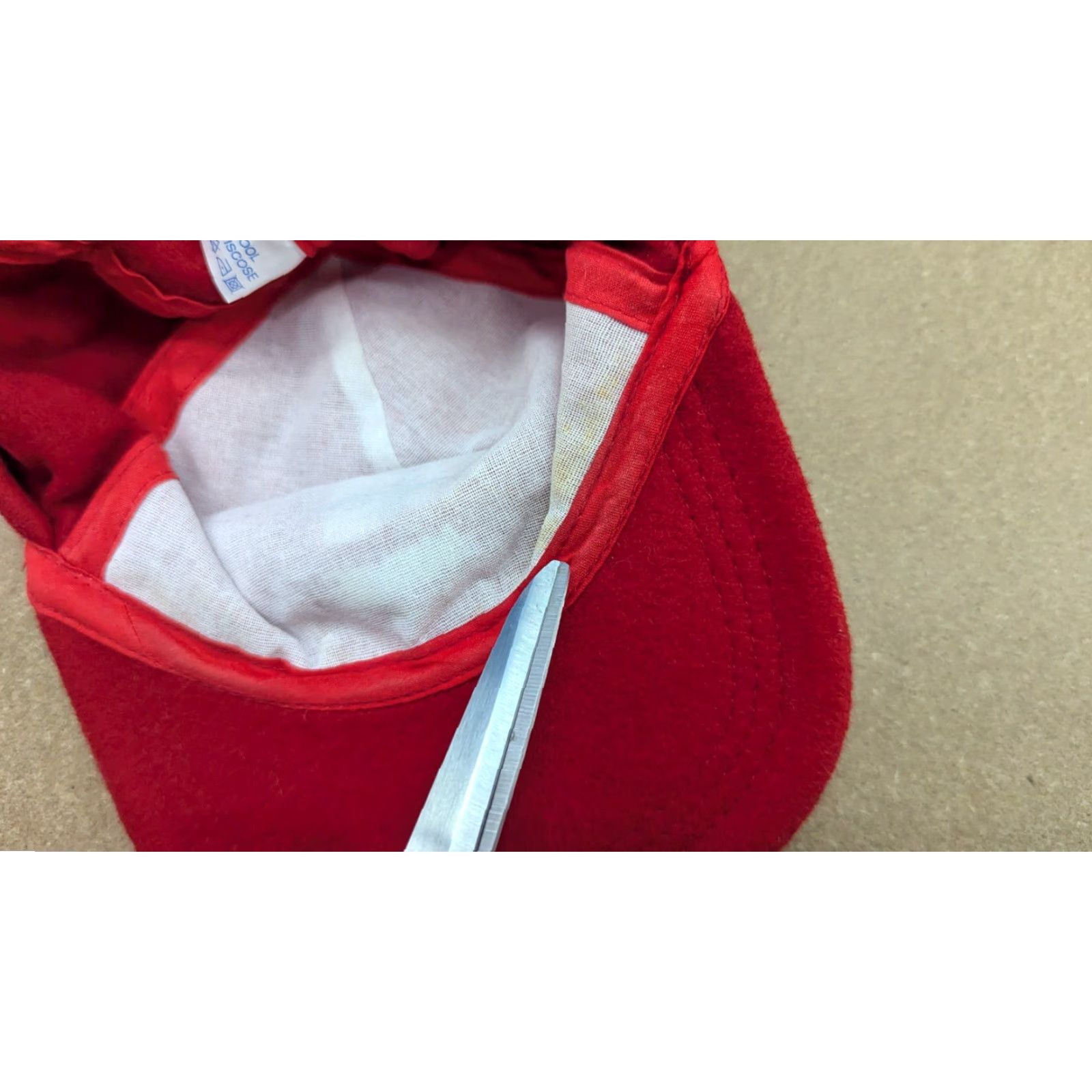 Vintage VINTAGE Lillehammer 1994 Olympics Fleece Cap Hat Wool Viscose Norway Red Cap L Unisex Adults Mens Women’s Size US L / EU 52-54 / 3 - 5 Thumbnail