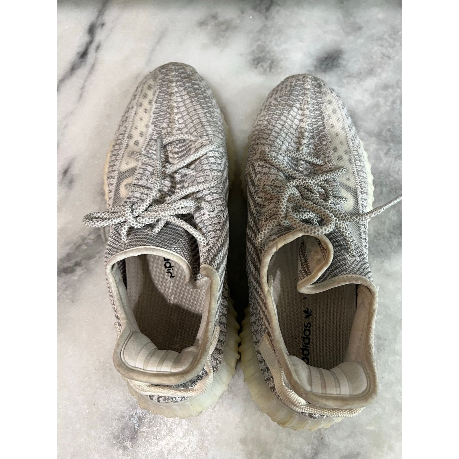Adidas adidas Yeezy Boost 350 V2 Static Non-Reflective Sz 10.5 Men Size US 10.5 / EU 43-44 - 2 Thumbnail